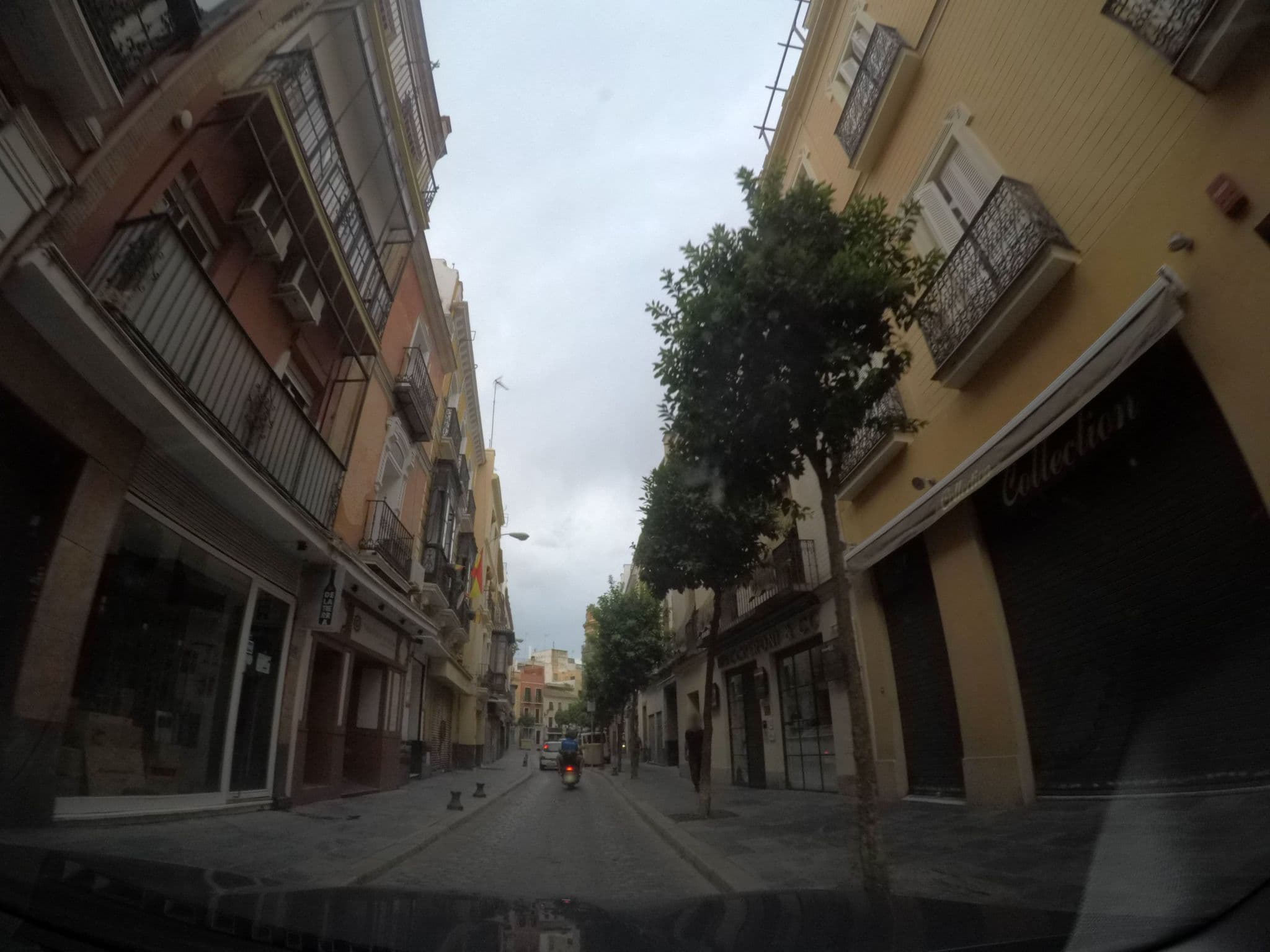 Street view near Hostal Las Atarazanas, Sevilla