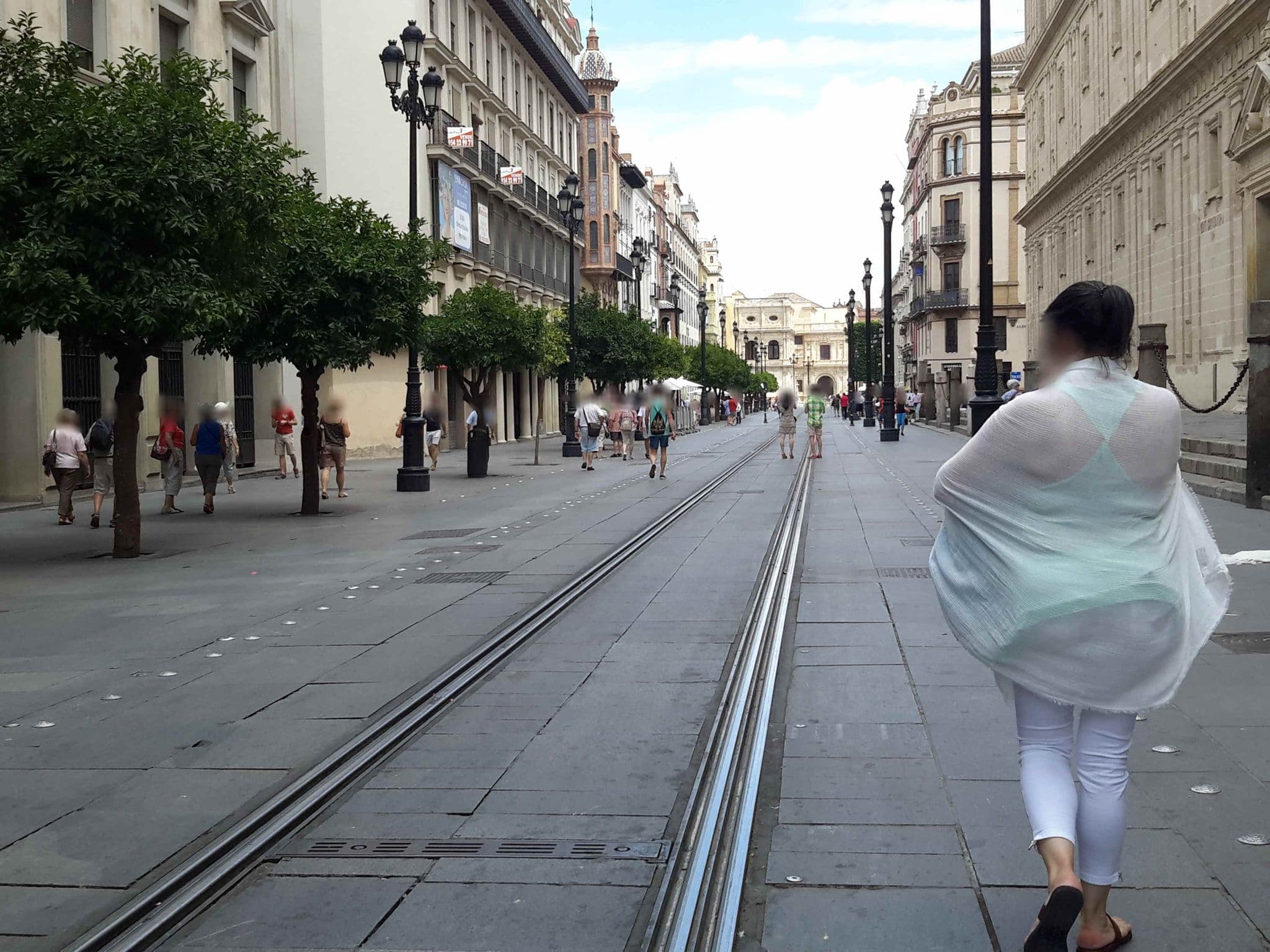 Street view near Catedral Boutique, Sevilla