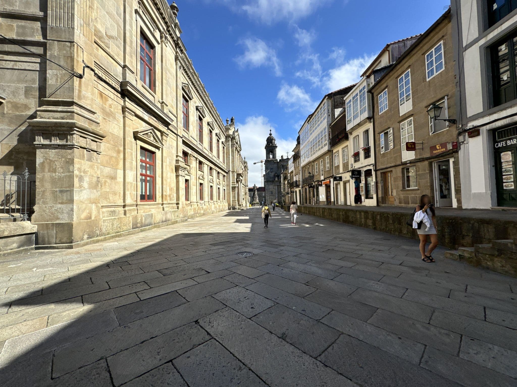 Street view near Pico Sacro, Santiago de Compostela — © filipb (CC BY-SA · Mapillary)