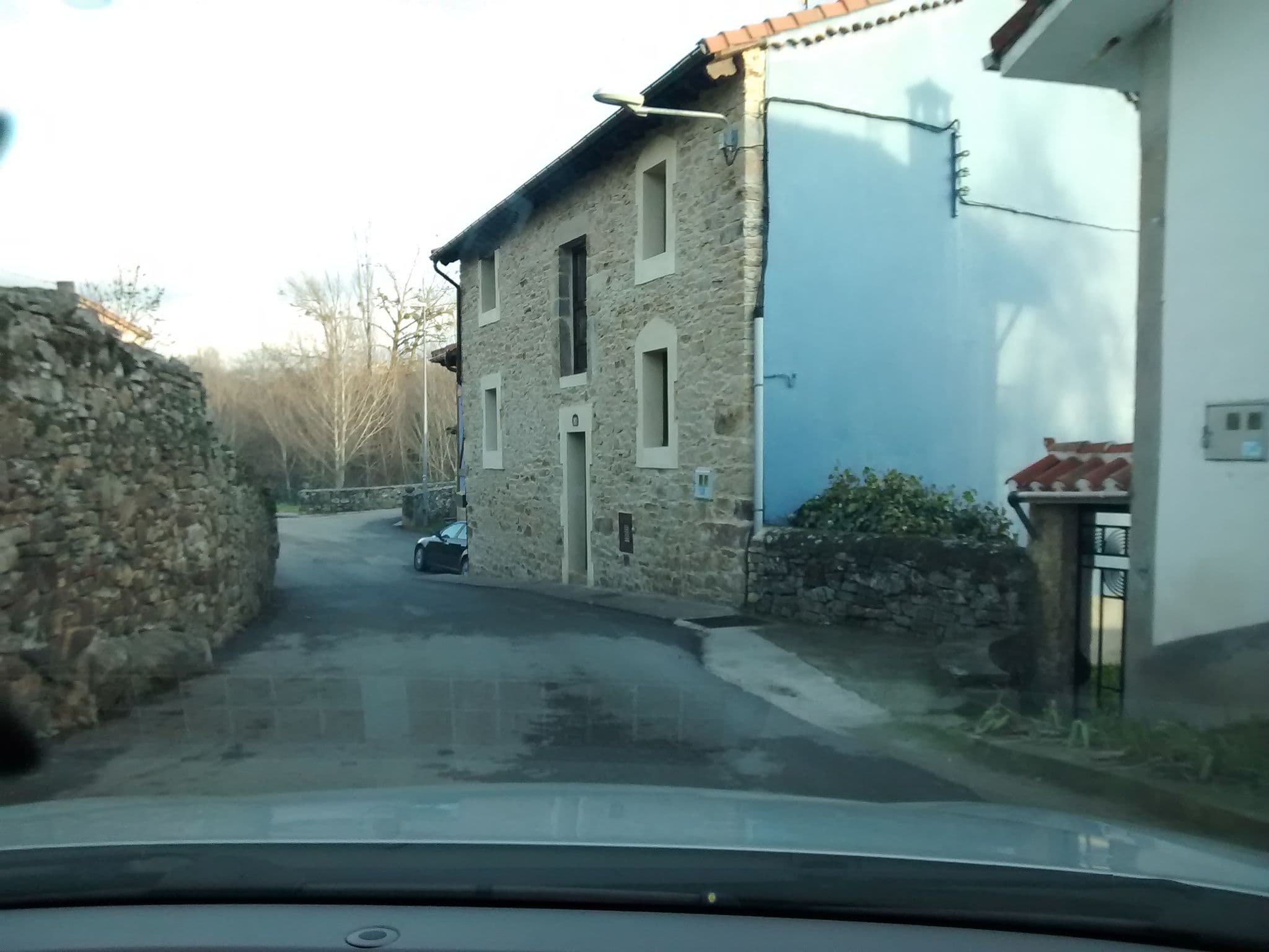 Street view near Casa Rural La Casa Encanto, Espinosa de los Monteros — © cronoser (CC BY-SA · Mapillary)