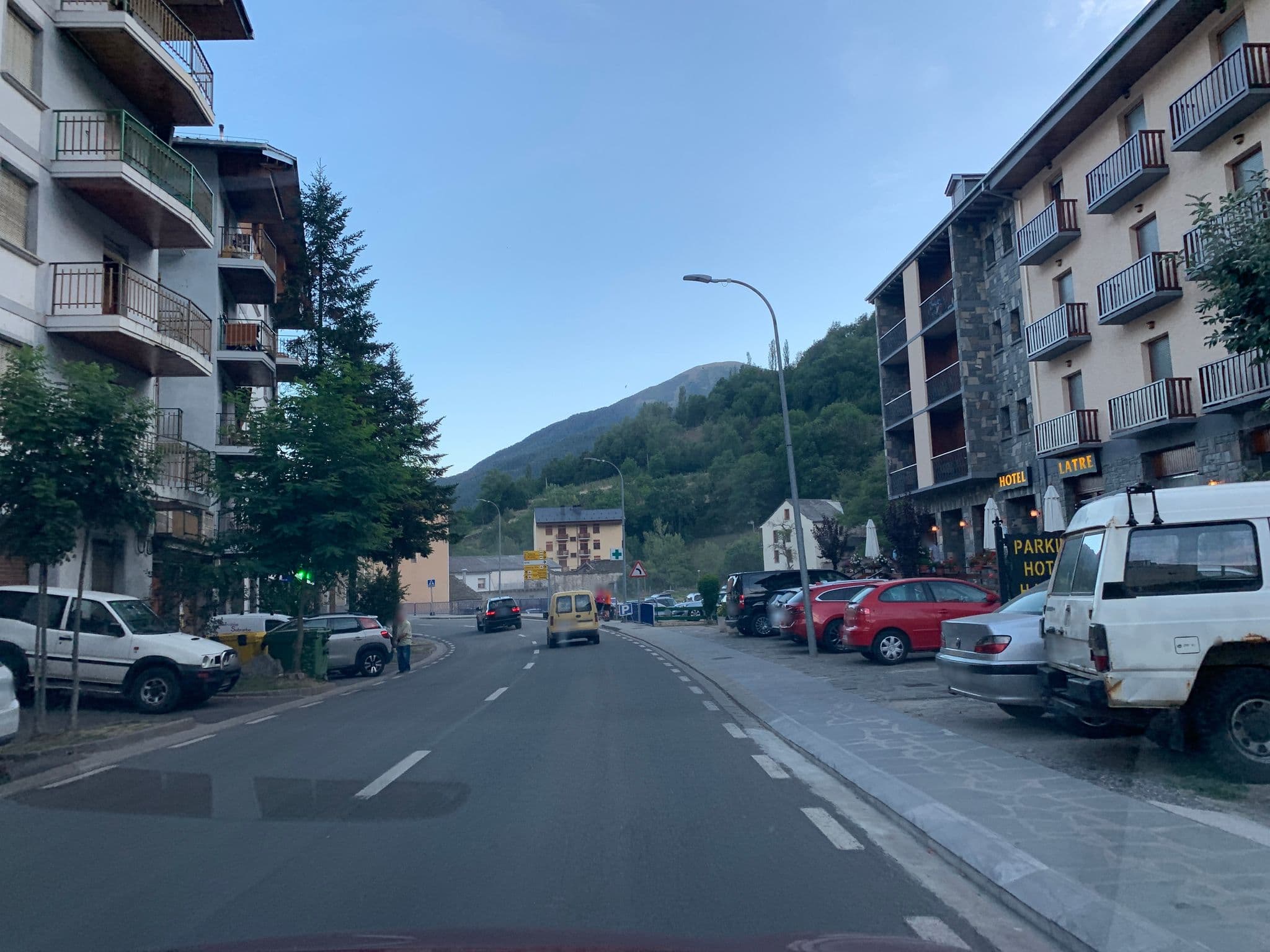 Street view near Latre, Sabiñánigo — © robot8a (CC BY-SA · Mapillary)