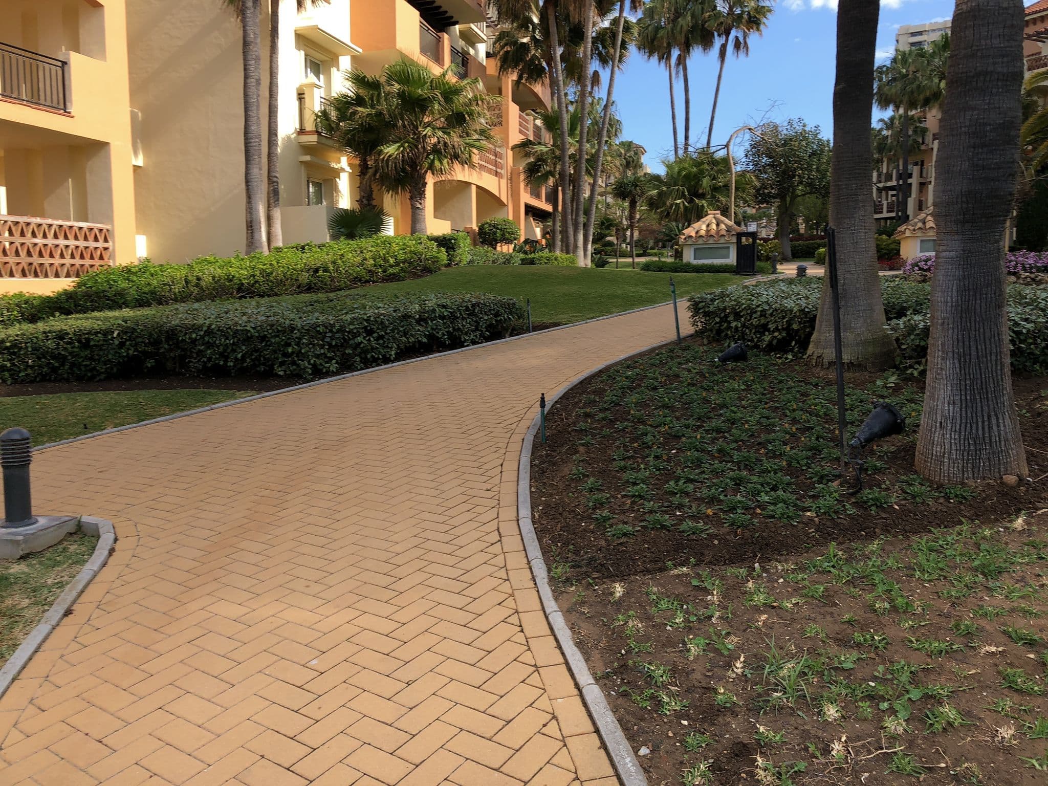 Street view near Marriott's Marbella Beach Club, Marbella — © talllguy (CC BY-SA · Mapillary)