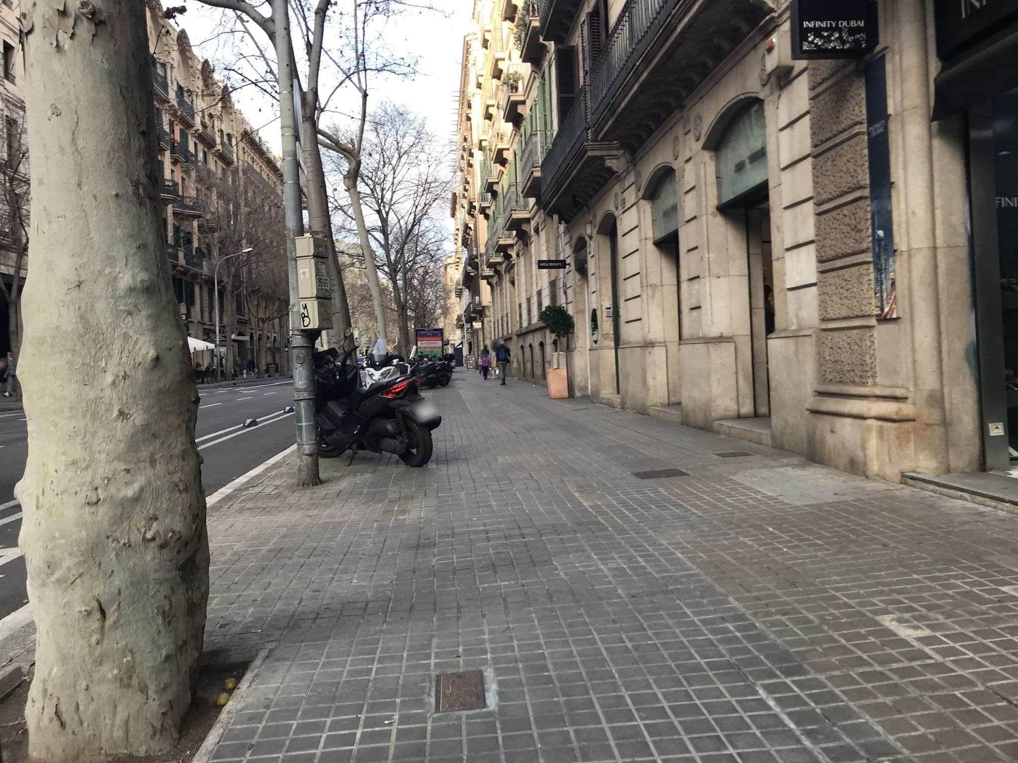 Street view near Mosaic by Ona Hotels, Eixample — © miguel_andrade (CC BY-SA · Mapillary)
