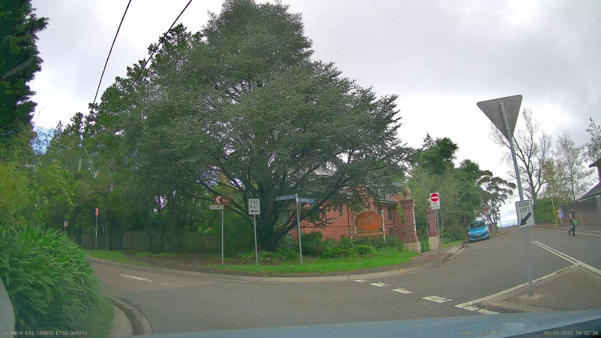 Street view near Echoes Boutique Hotel & Restaurant, Katoomba — © radiotrefoil (CC BY-SA · Mapillary)
