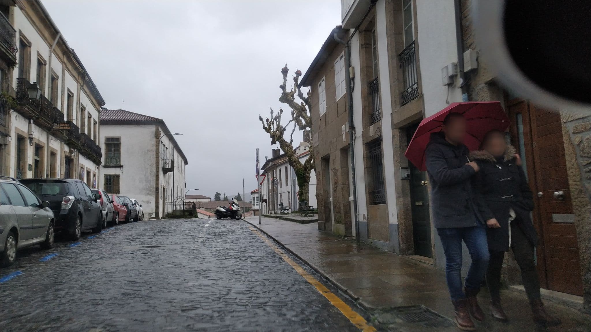 Street view near Hotel Fonte de San Roque, Santiago de Compostela — © sanjorgepinho (CC BY-SA · Mapillary)