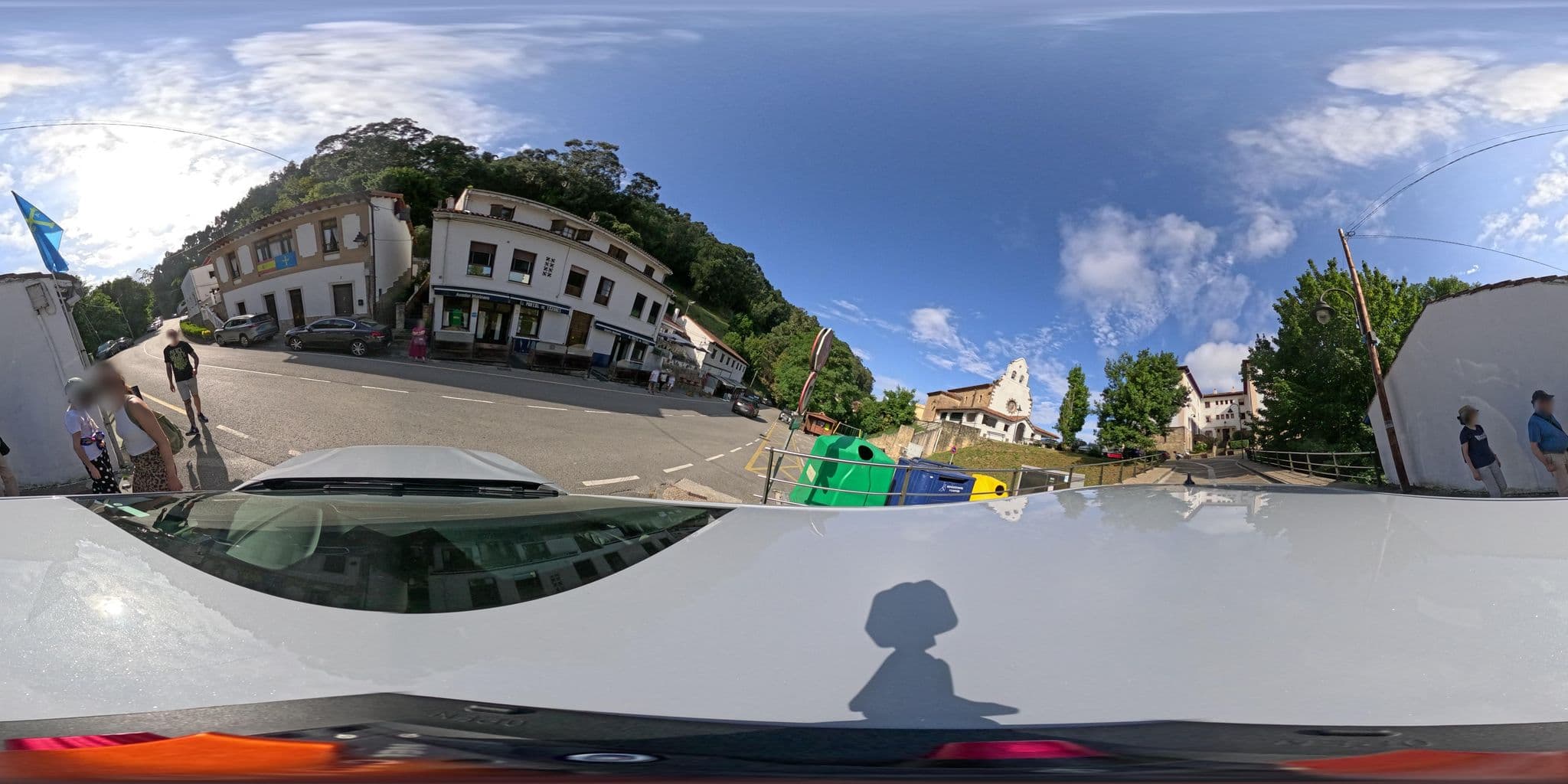 Street view near Hotel Las Terrazas, Villaviciosa — © yannakis (CC BY-SA · Mapillary)