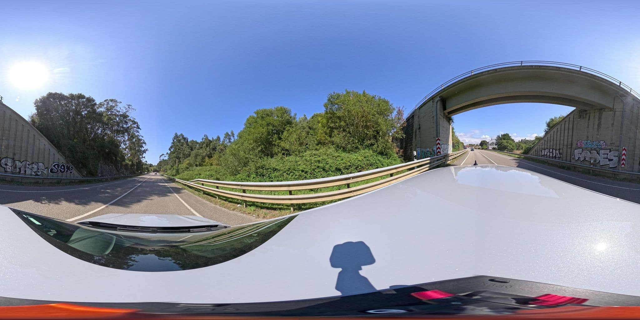 Street view near Albergue Renacer, San Vicente de la Barquera — © yannakis (CC BY-SA · Mapillary)
