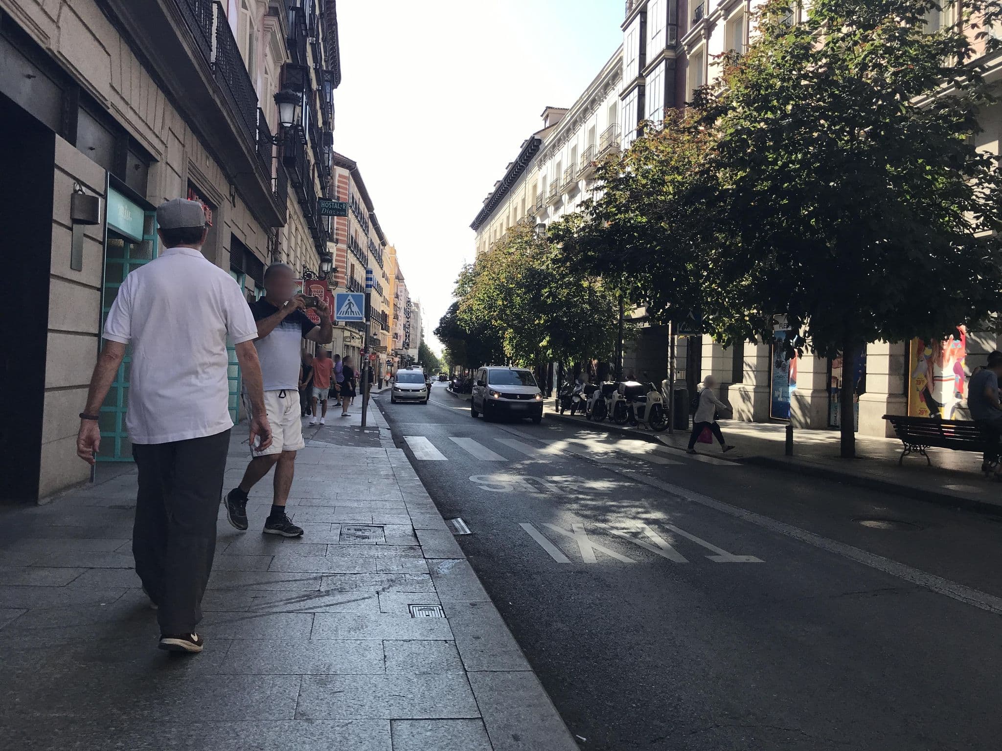 Street view near Catalonia Plaza Mayor, Madrid — © miguel_andrade (CC BY-SA · Mapillary)