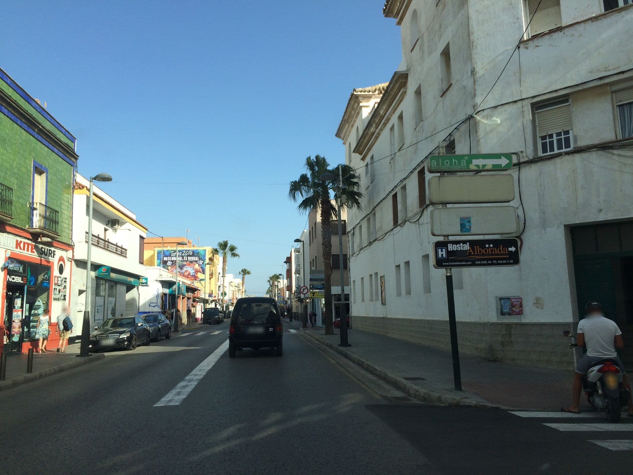 Street view near Apartamentos Iceberg, Tarifa — © sige (CC BY-SA · Mapillary)