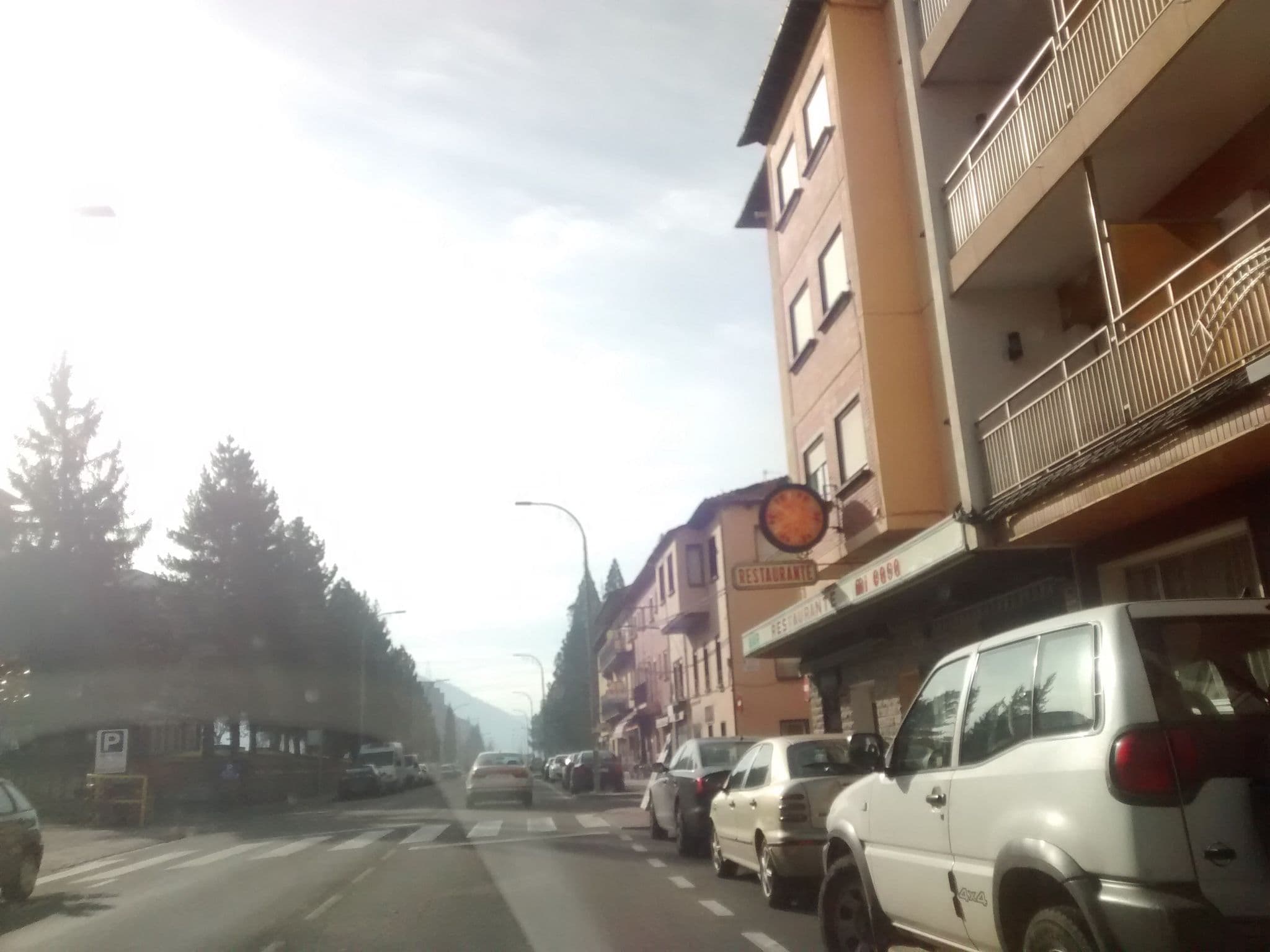 Street view near Hotel Mi Casa, Sabiñánigo — © egofer (CC BY-SA · Mapillary)