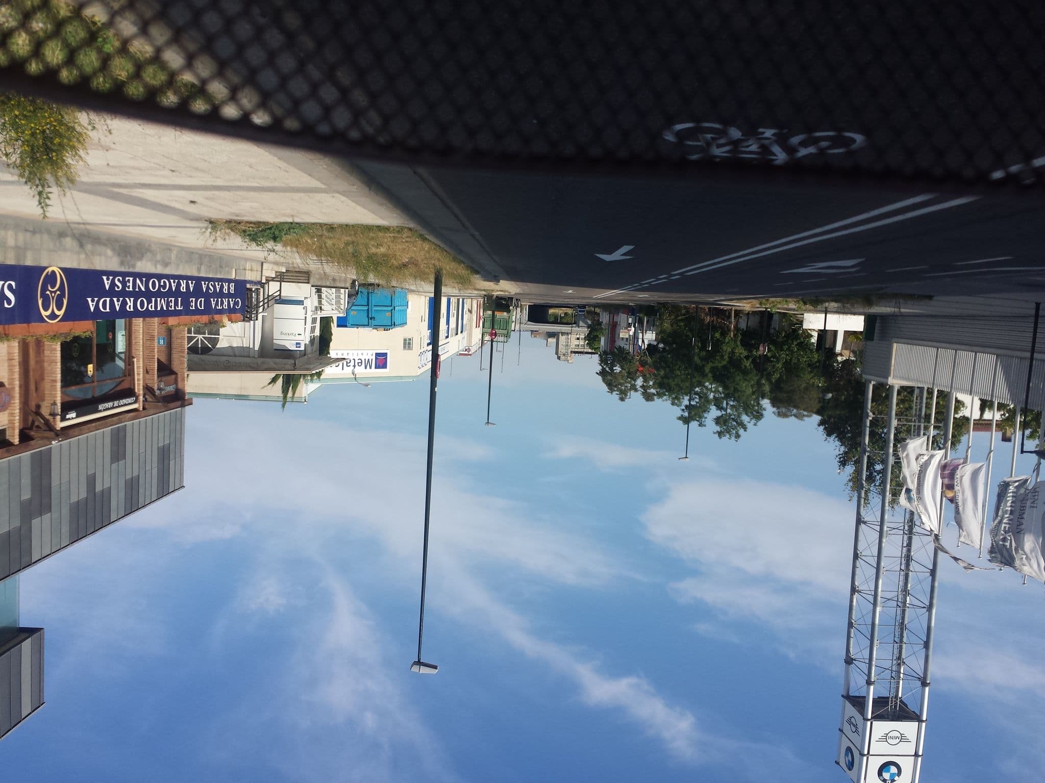 Street view near Hotel YIT Ciudad de Zaragoza, Zaragoza — © robot8a (CC BY-SA · Mapillary)