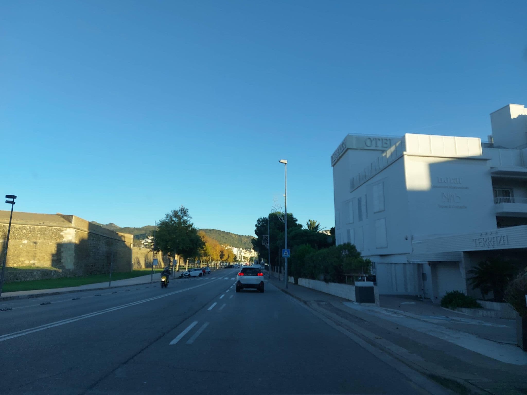 Street view near Terraza, Roses — © 5rmft (CC BY-SA · Mapillary)