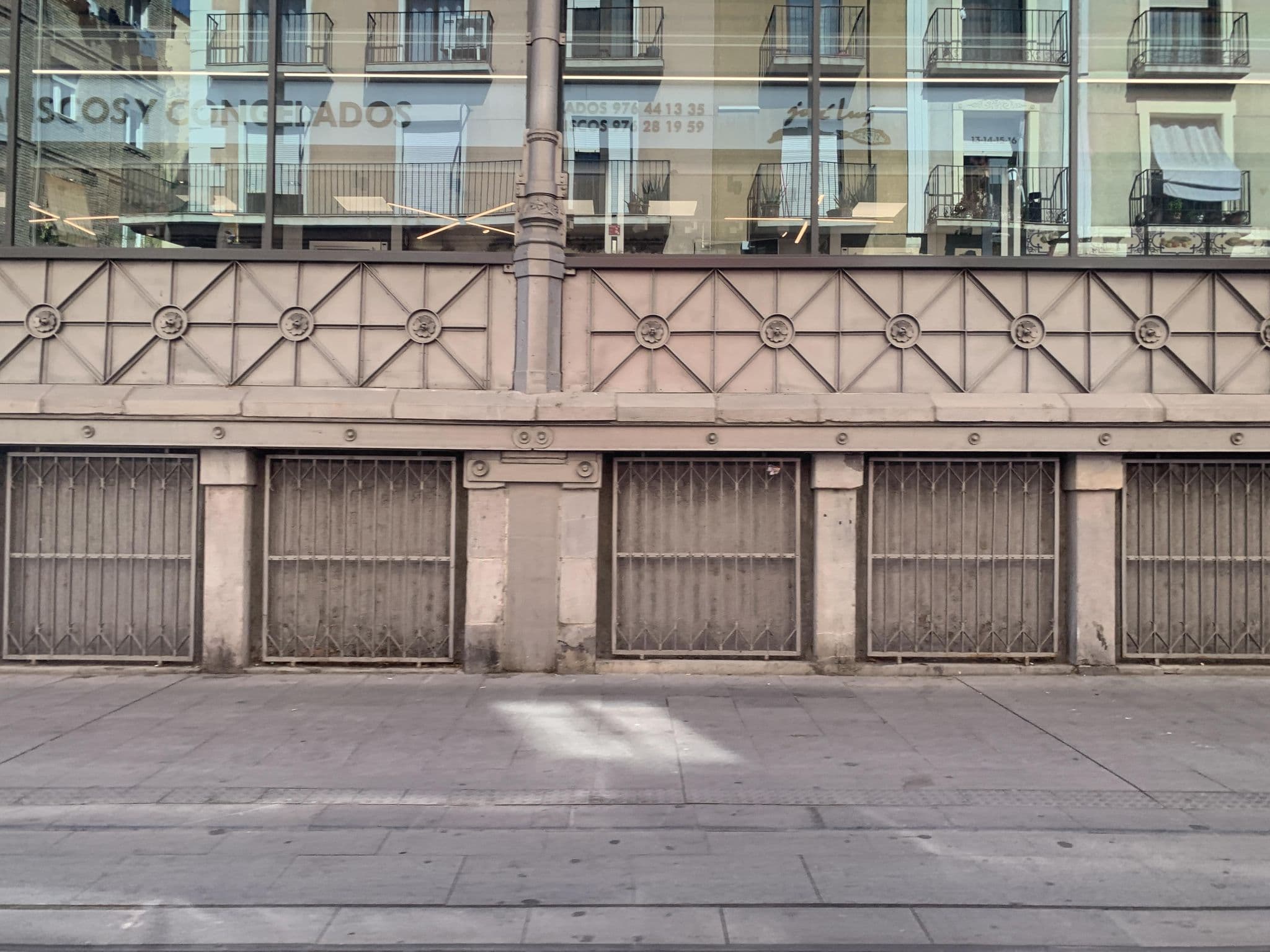 Street view near Hotel Hispania, Zaragoza — © robot8a (CC BY-SA · Mapillary)
