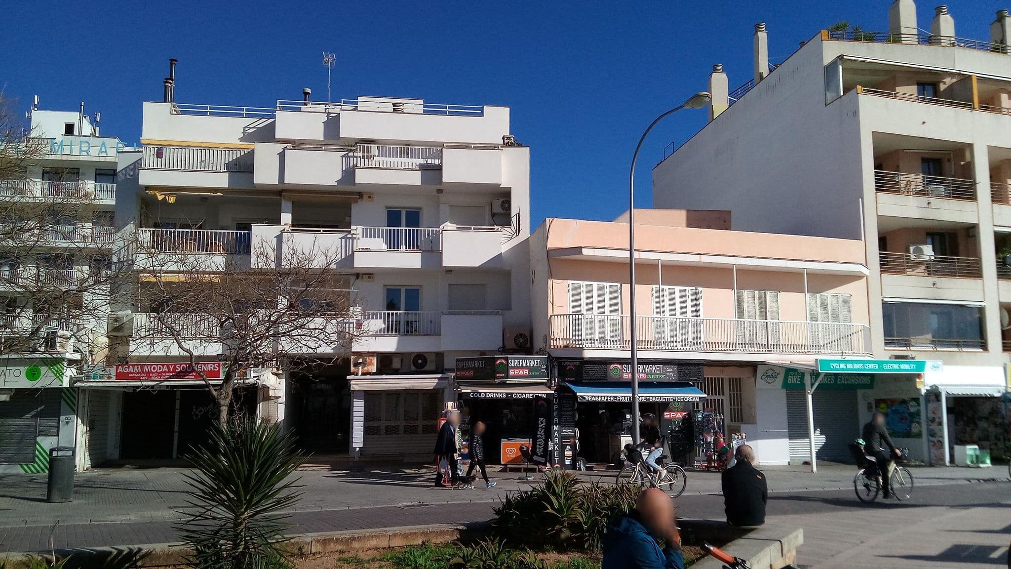 Street view near Hotel Amic Miraflores, Can Pastilla — © dulliman (CC BY-SA · Mapillary)