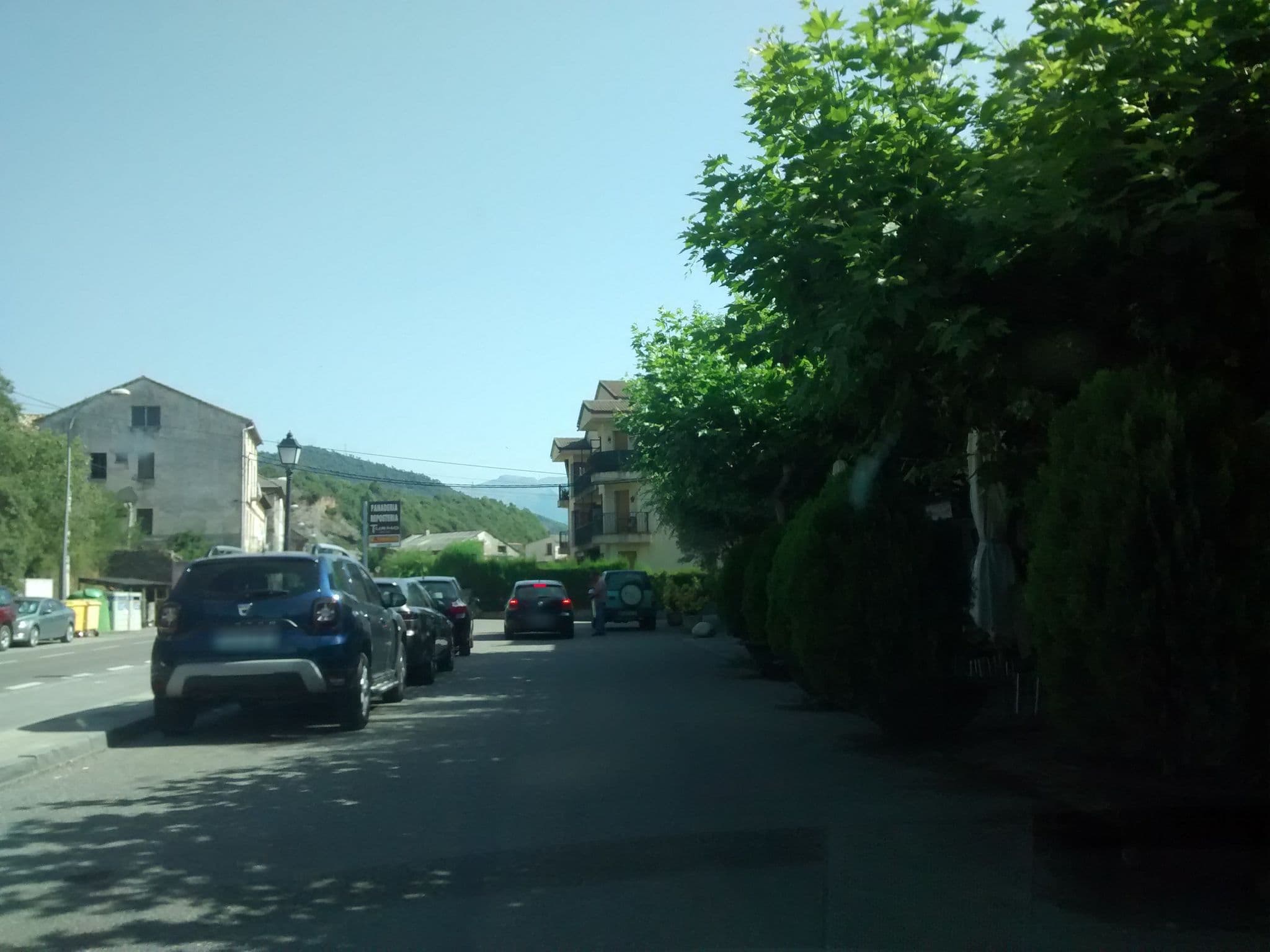 Street view near Restaurante Hotel Turmo, Aínsa — © msevilla00 (CC BY-SA · Mapillary)