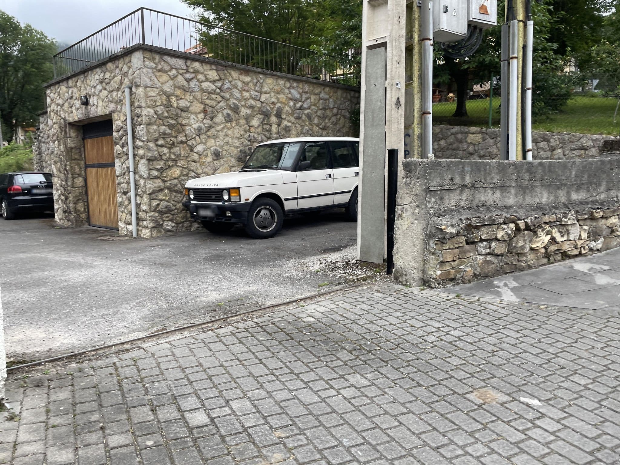 Street view near El Rabión, Carreña