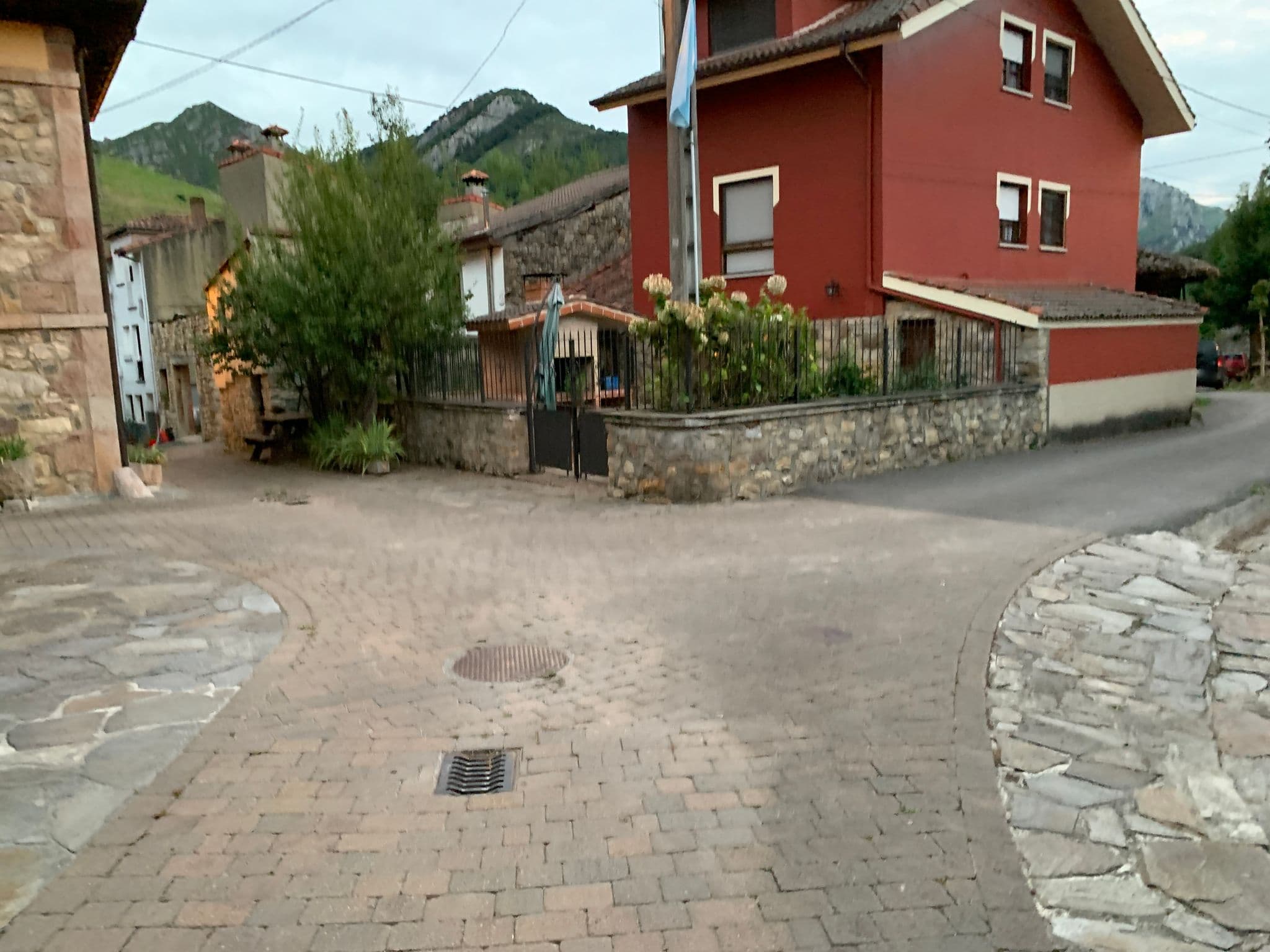 Street view near Casa de Aldea El Sol, Carreña