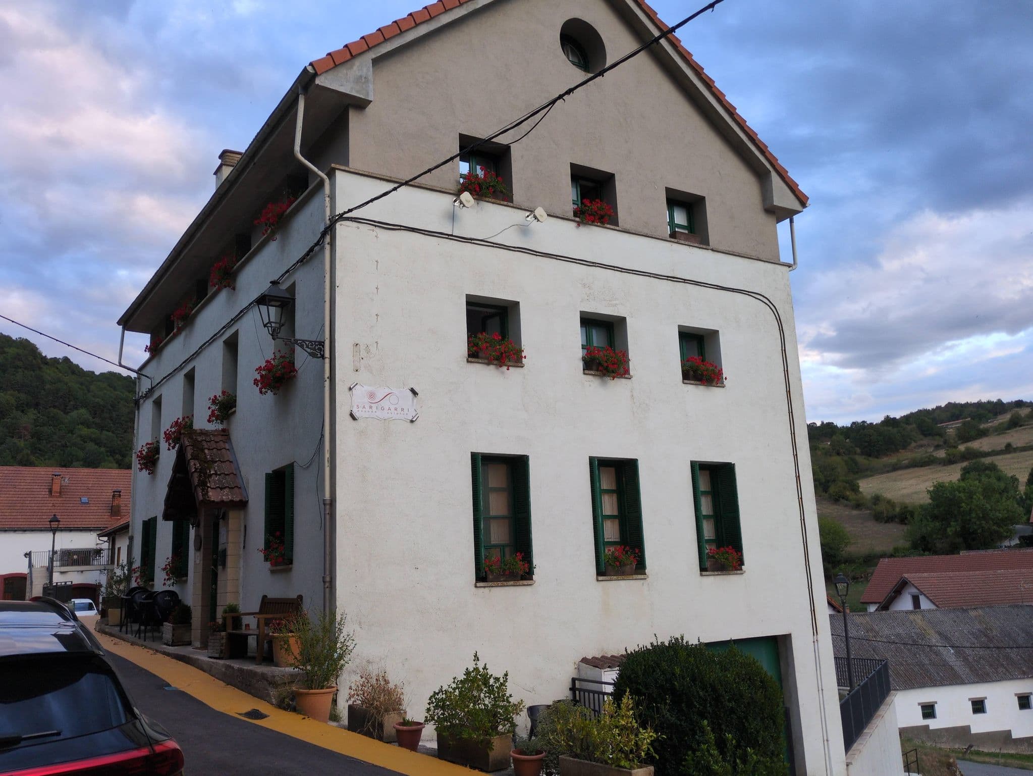 Street view near Sarigarri, Aoiz — © erlenmeyer (CC BY-SA · Mapillary)
