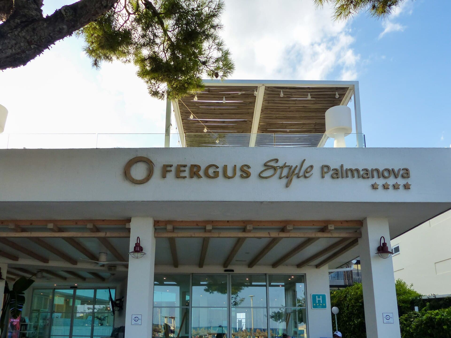 FERGUS Style Palmanova (via Wikimedia Commons, CC BY-SA 4.0)
