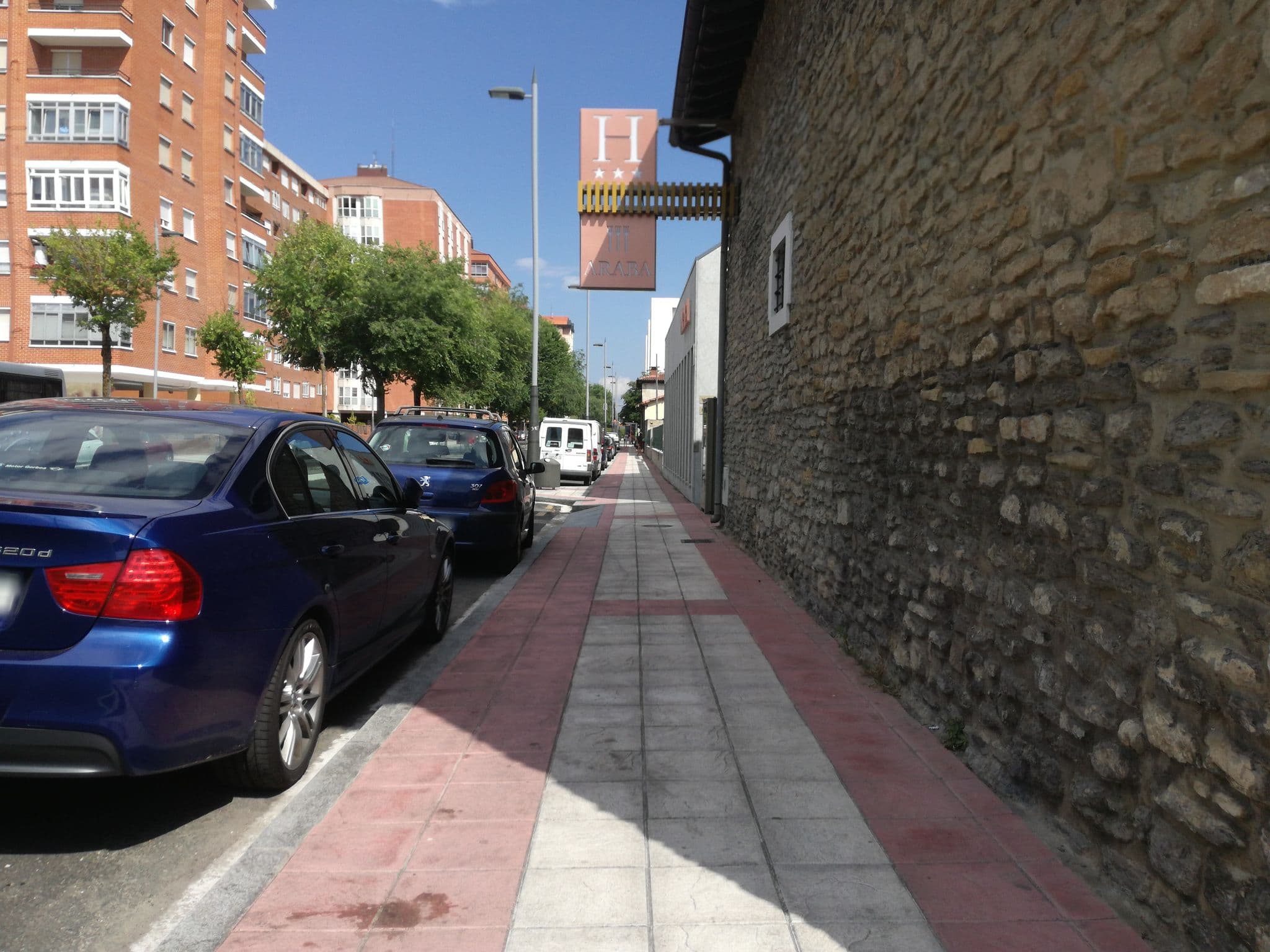 Street view near Araba, Gasteiz / Vitoria — © santi2222 (CC BY-SA · Mapillary)