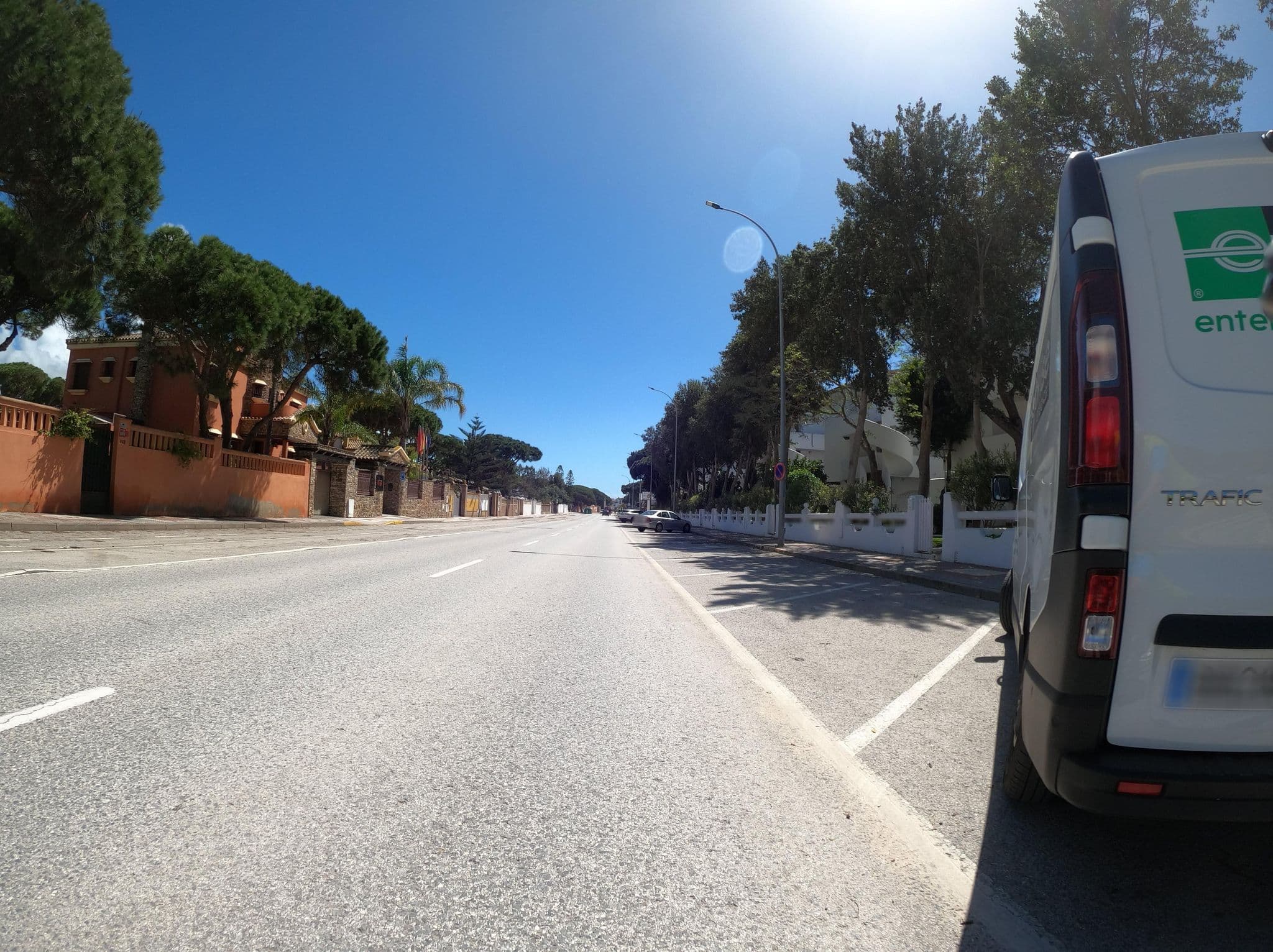 Street view near Hotel Coral Playa, Chiclana de la Frontera — © Langfahrer (CC BY-SA · Mapillary)