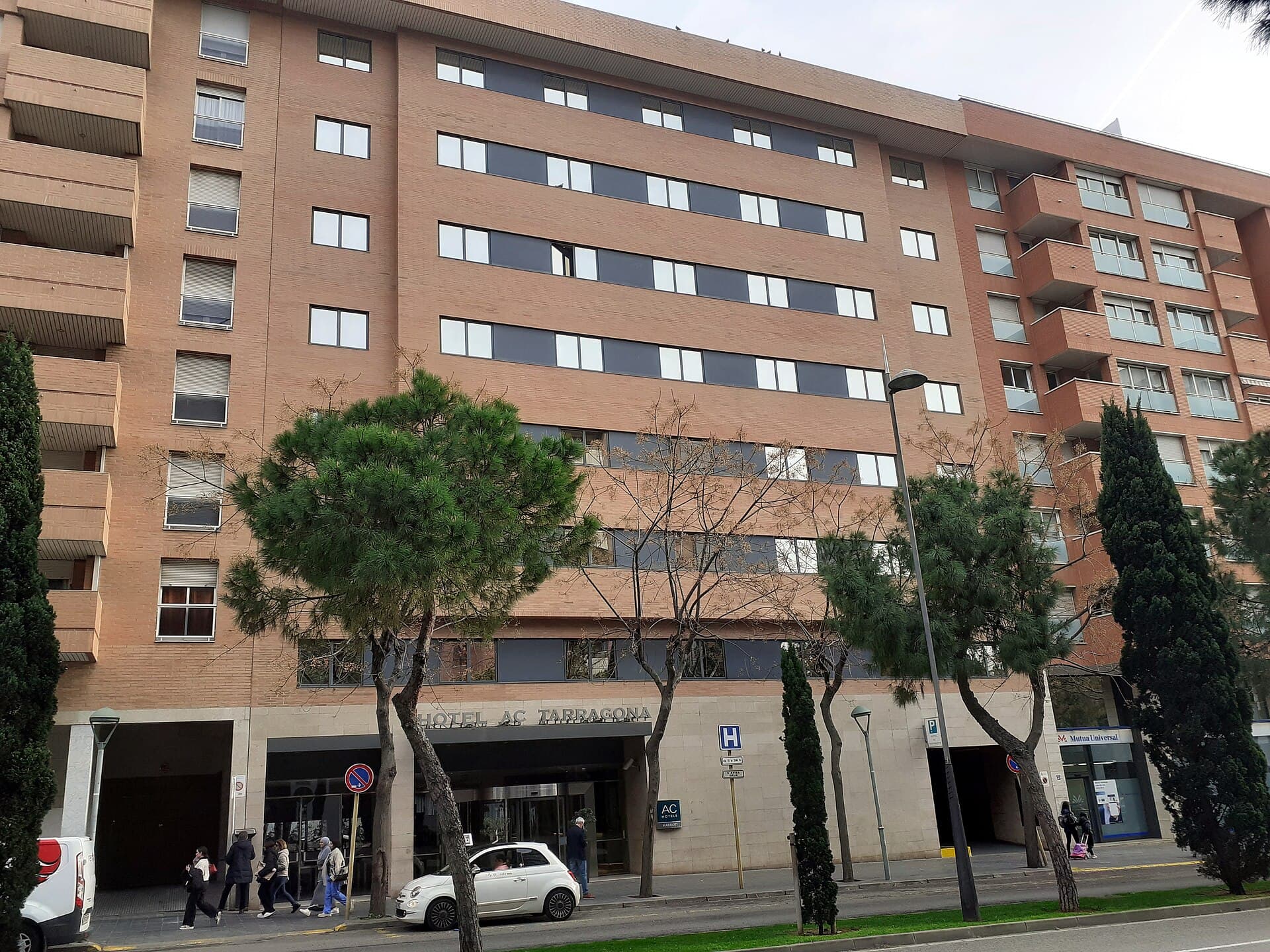 AC Hotel Tarragona;Hotel AC Tarragona (via Wikimedia Commons, CC BY 4.0)