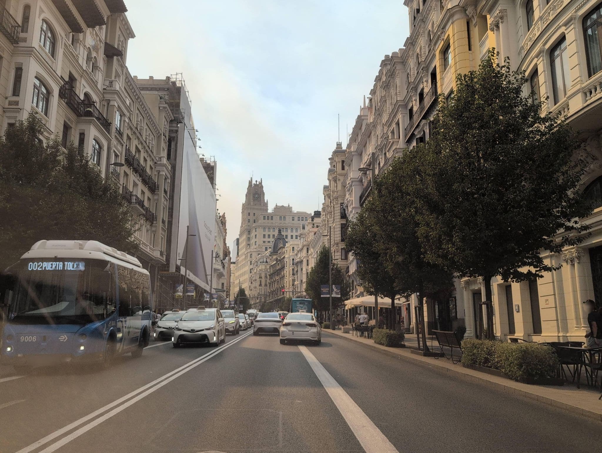 Street view near Hotel Vincci The Mint, Madrid Centro — © Albergarri788 (CC BY-SA · Mapillary)