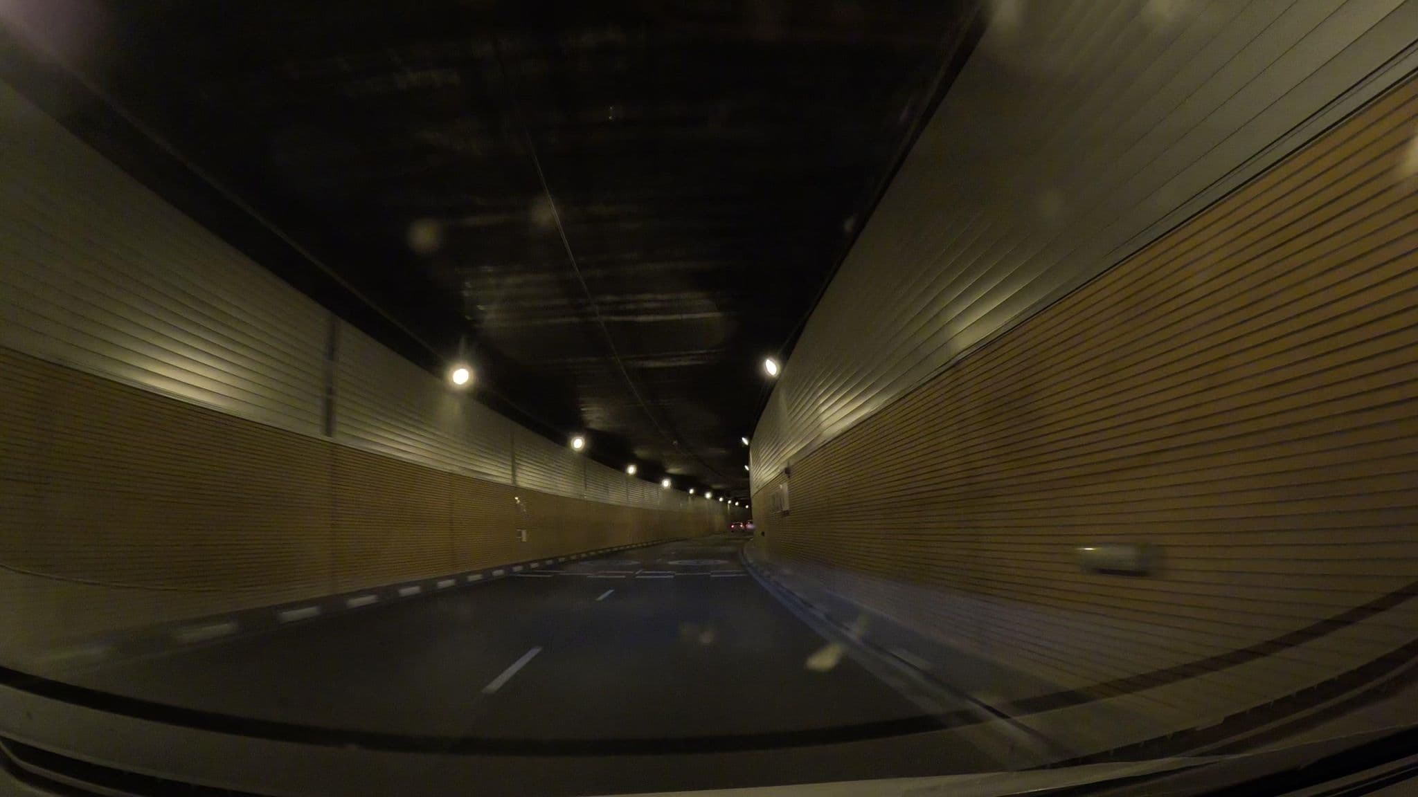 Street view near Petit Palace Lealtad Plaza, Las Cortes — © Ralvar (CC BY-SA · Mapillary)