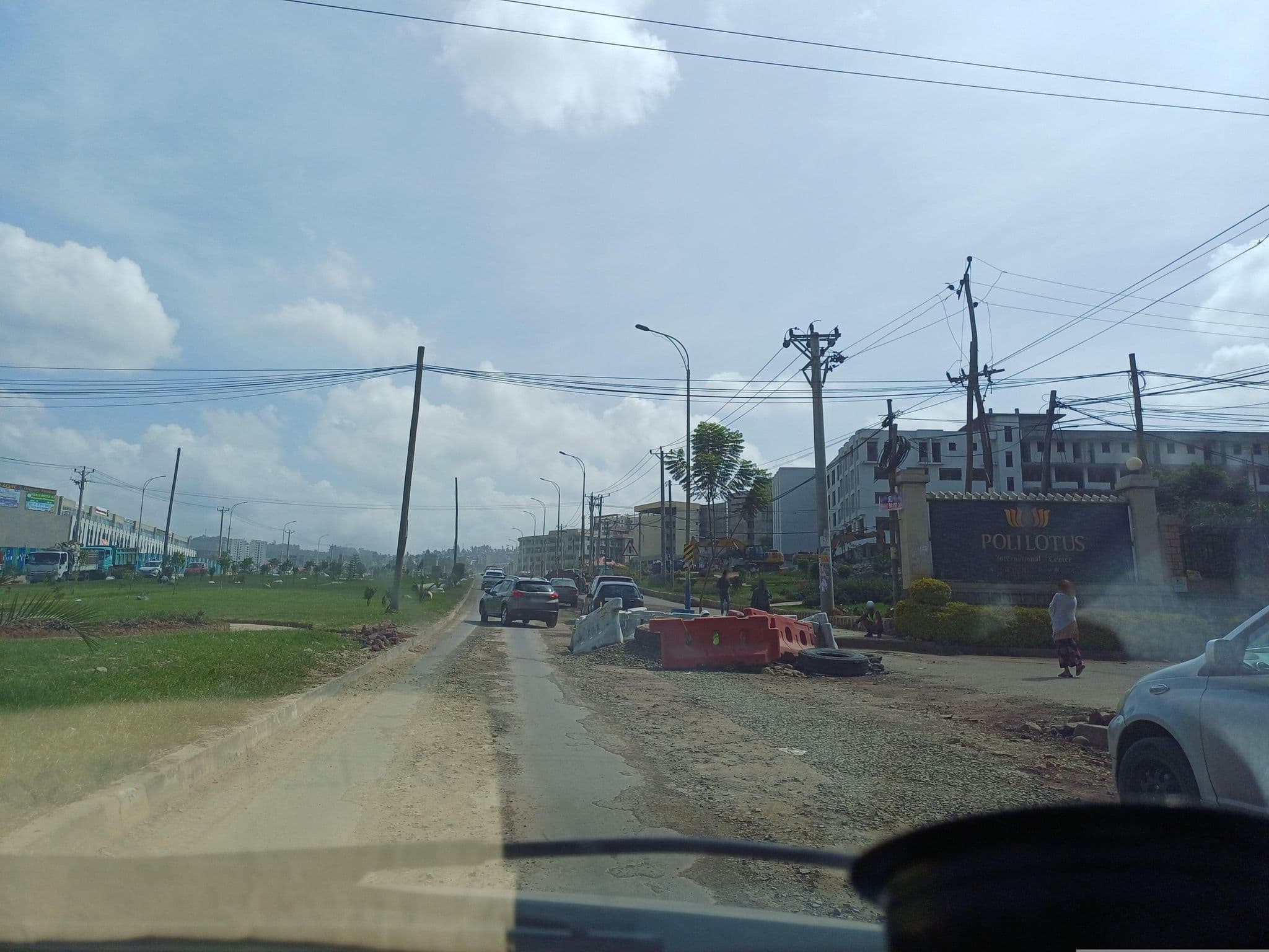Street view near Poli Lotus closed comunitiy, Addis Ababa
