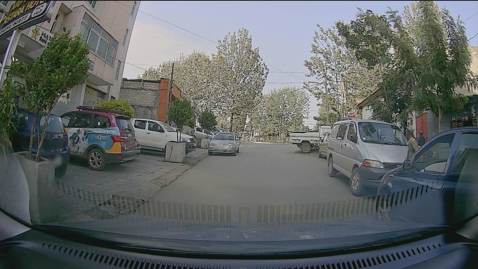 Street view near Astara Hotel, Addis Ababa — © amtxi (CC BY-SA · Mapillary)