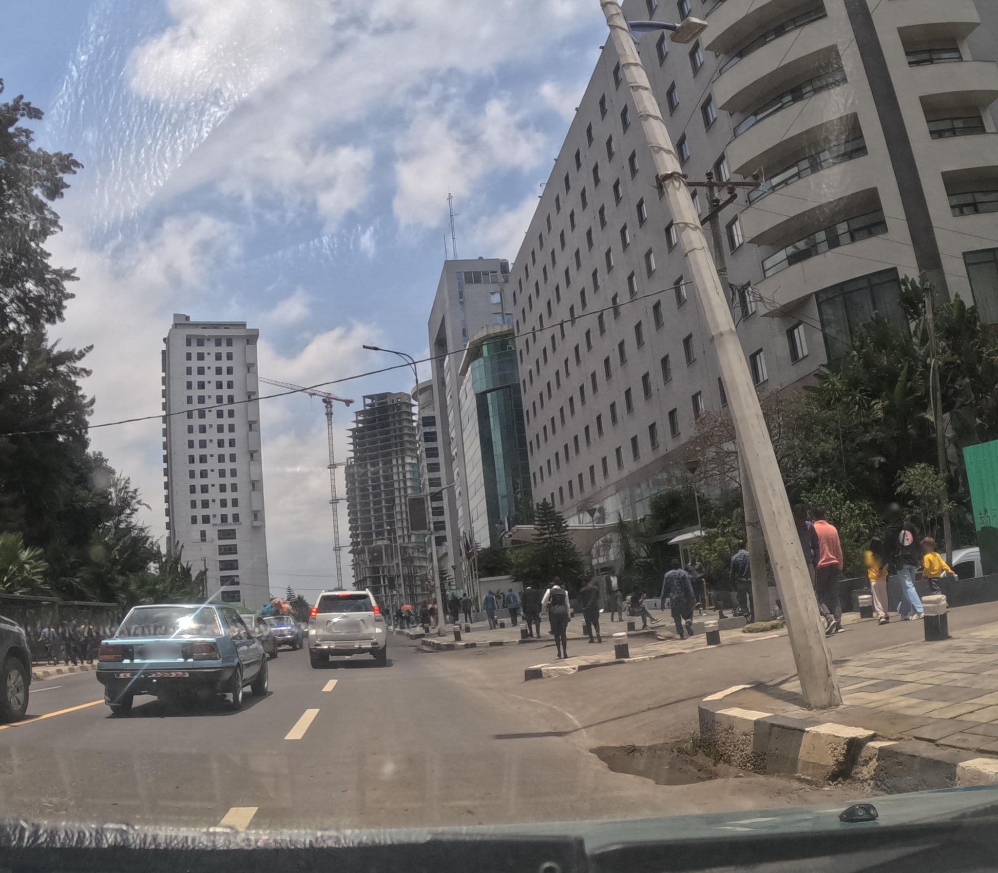 Street view near Intercontinental Bistro and Long Term Appartments, Addis Ababa