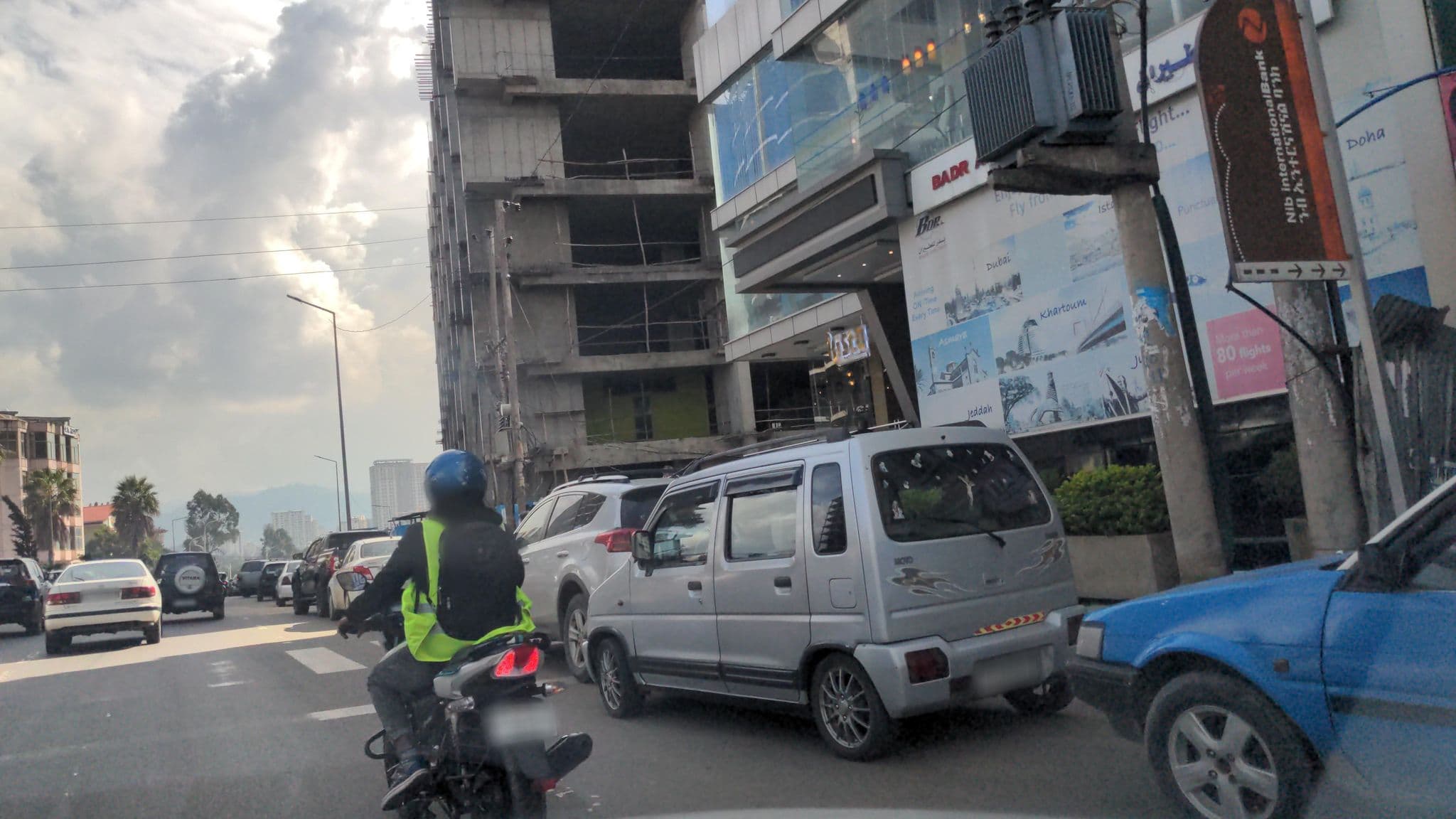 Street view near Al Nahari Hotel, Addis Ababa