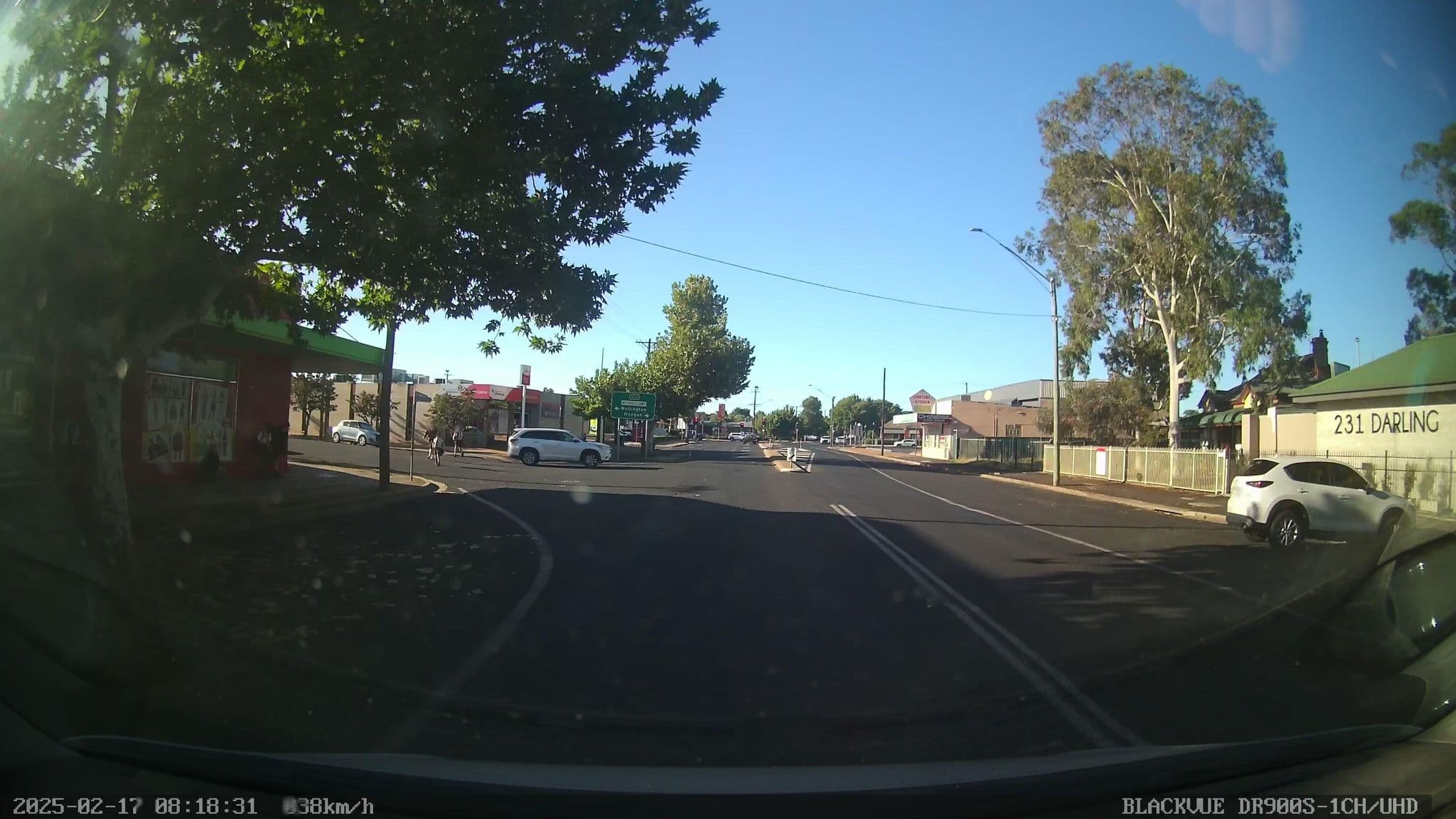 Street view near Matilda Motor Inn, Dubbo — © bob3bob3 (CC BY-SA · Mapillary)