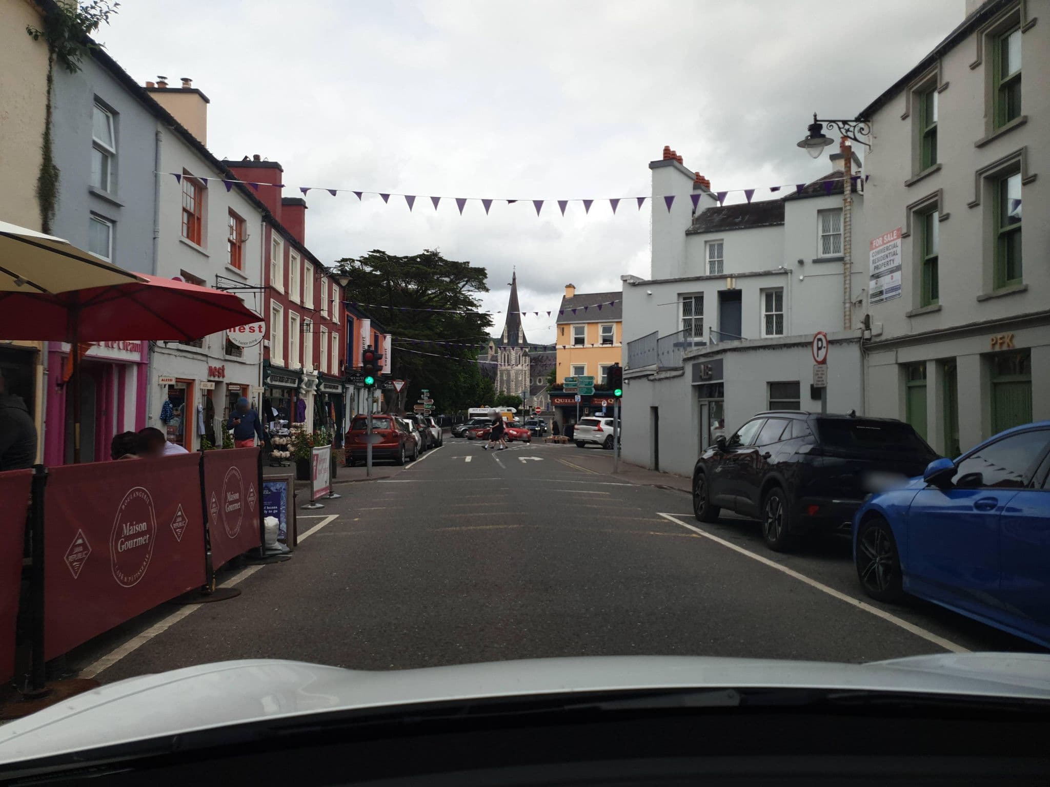 Street view near Davitt's, Kenmare — © yannakis (CC BY-SA · Mapillary)
