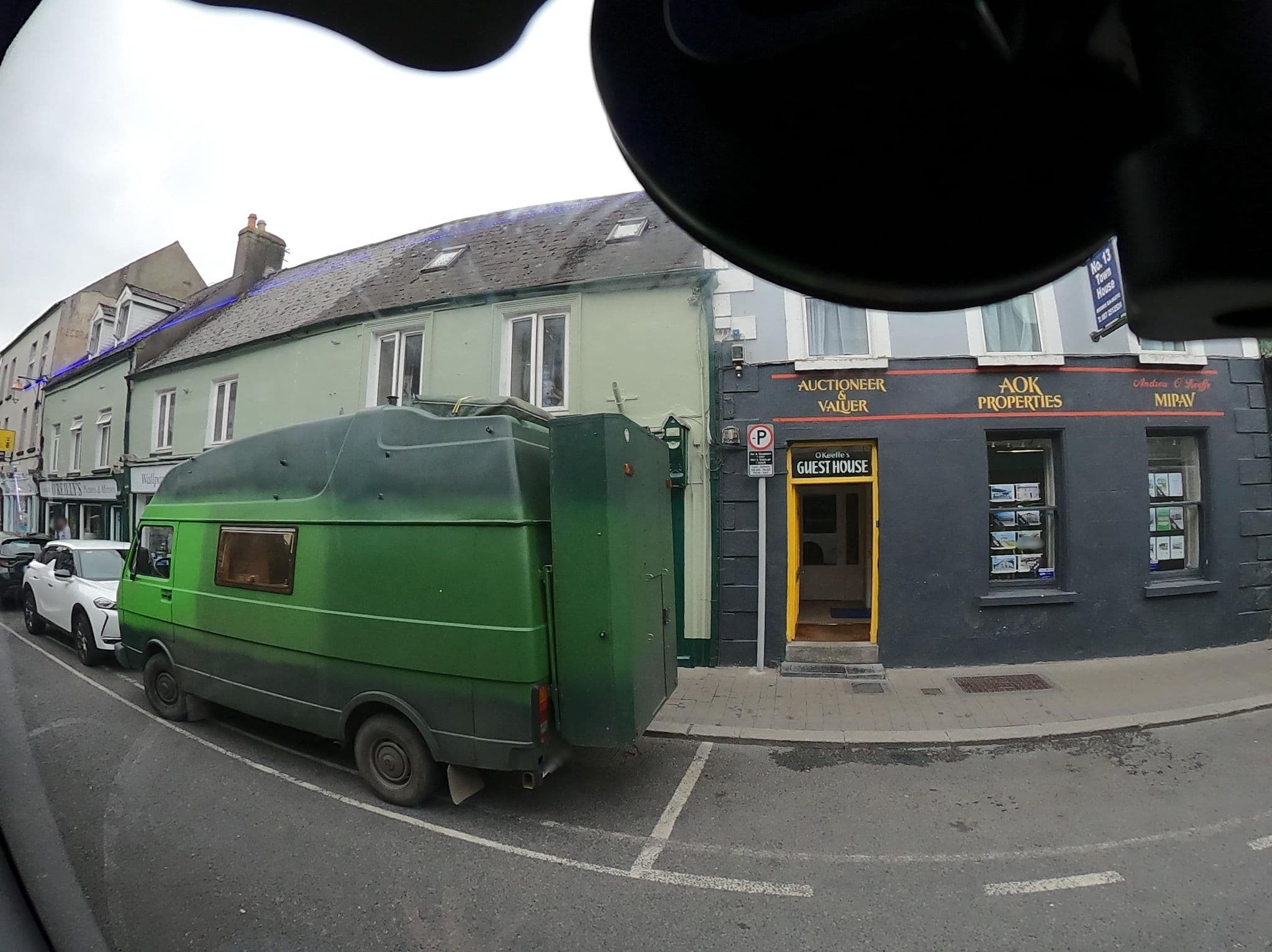 Street view near Daly's B&B, Kilkenny — © annekaro (CC BY-SA · Mapillary)