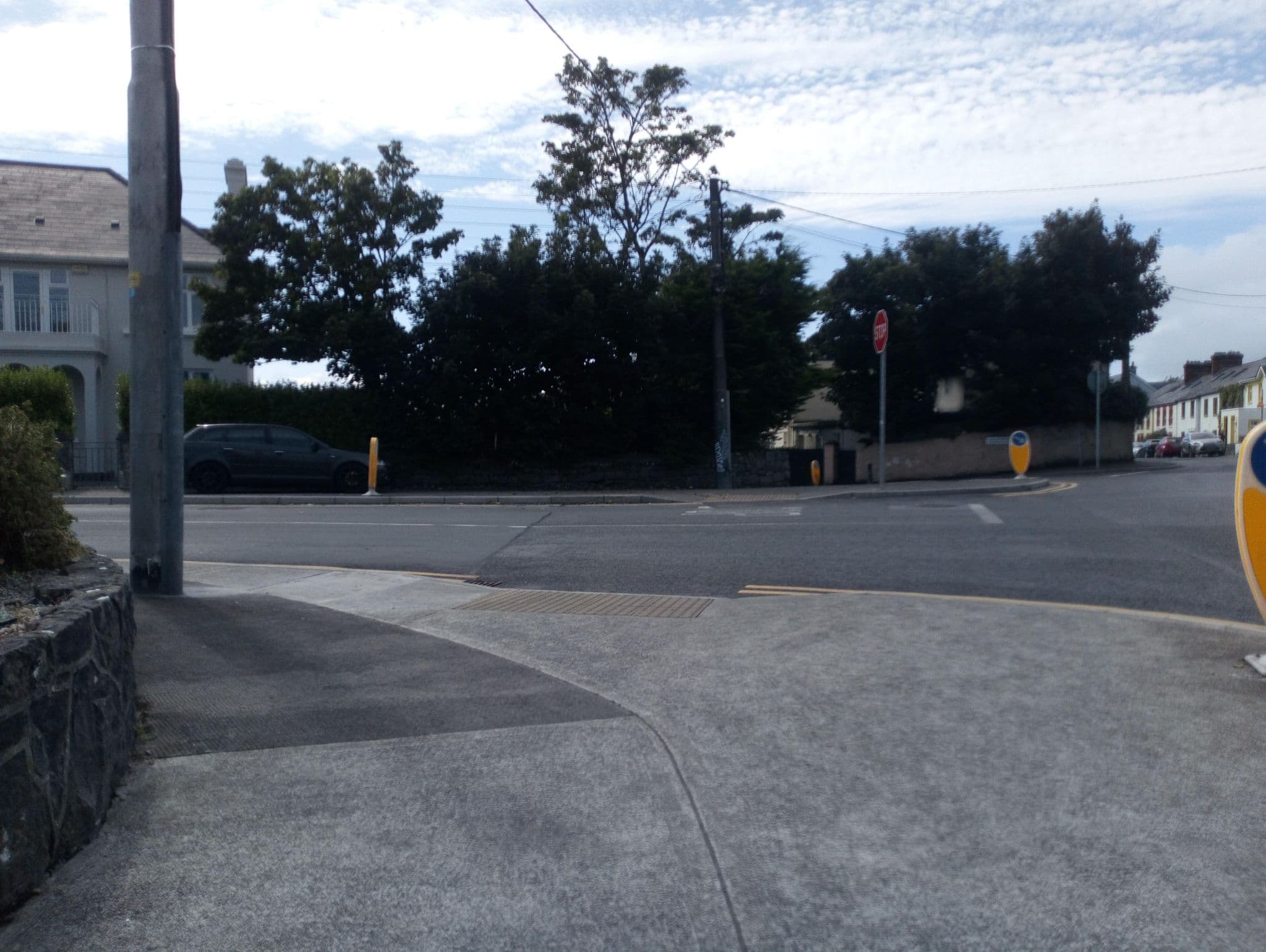Street view near Inishmore House B&B, Galway — © jefkine (CC BY-SA · Mapillary)