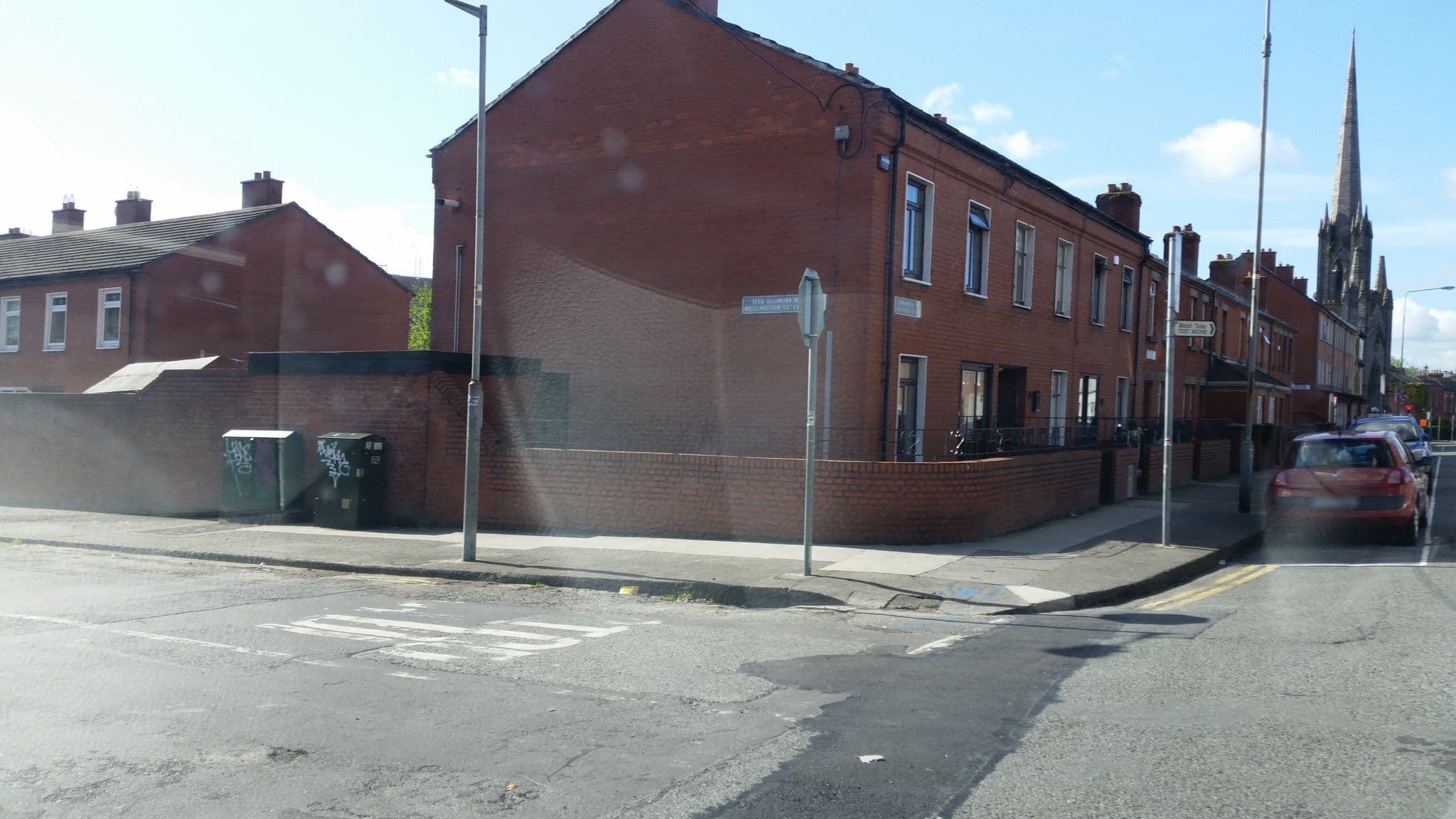 Street view near Leevin Hostel Mountjoy, Drumcondra — © debigc (CC BY-SA · Mapillary)