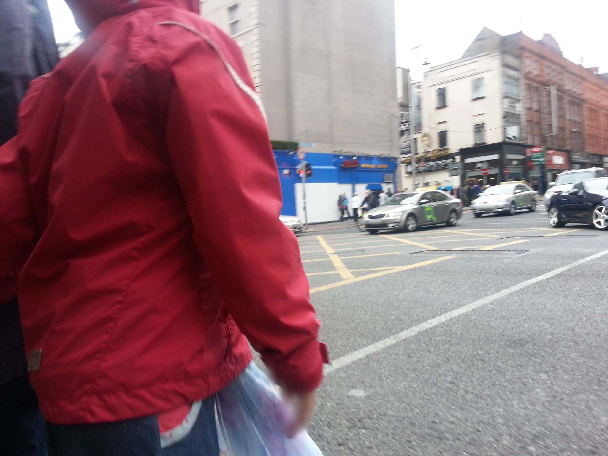 Street view near Apache Hostel, Dublin — © pbb (CC BY-SA · Mapillary)
