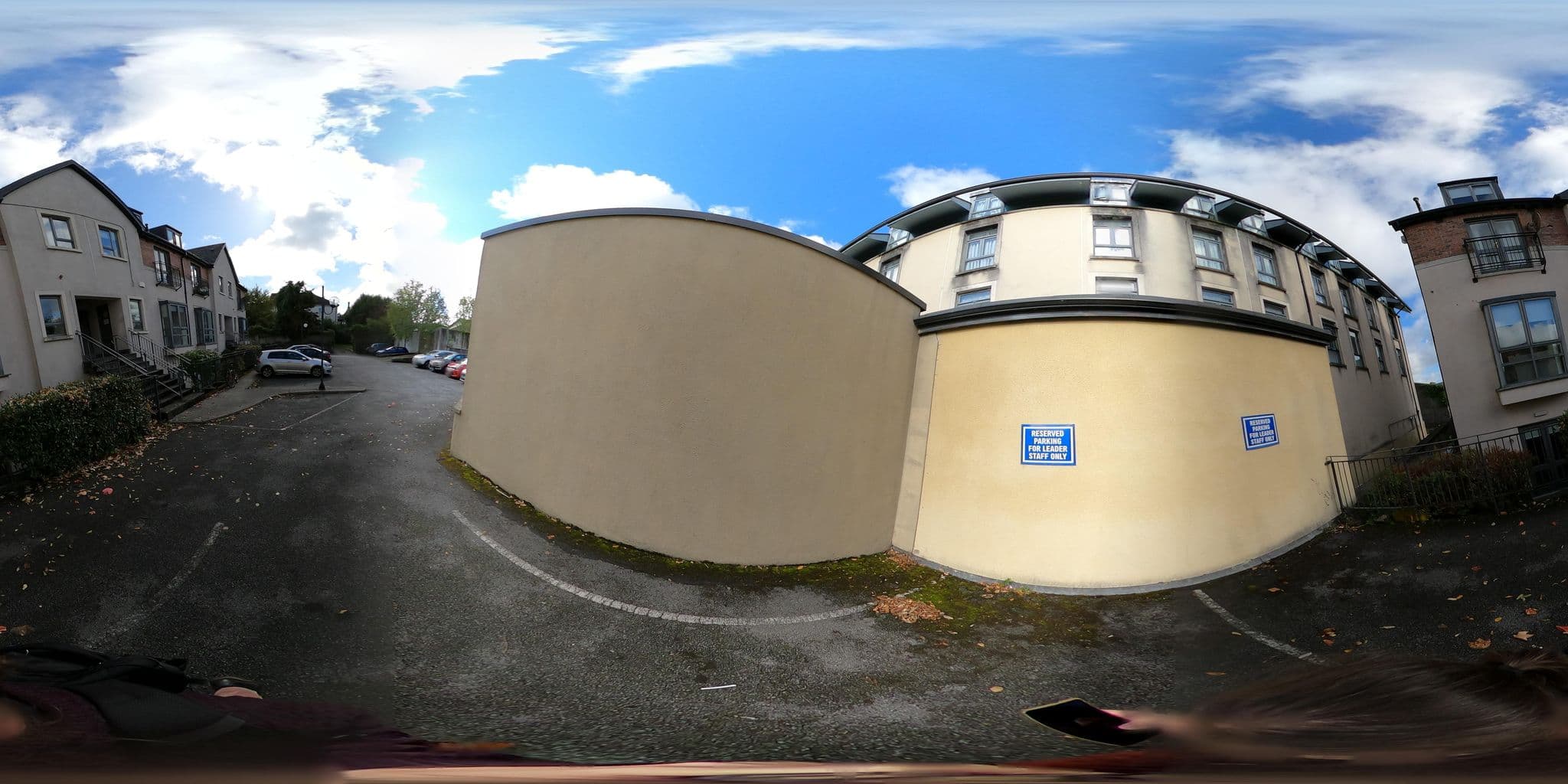Street view near Kilkenny Ormonde Hotel, Kilkenny — © annekaro (CC BY-SA · Mapillary)