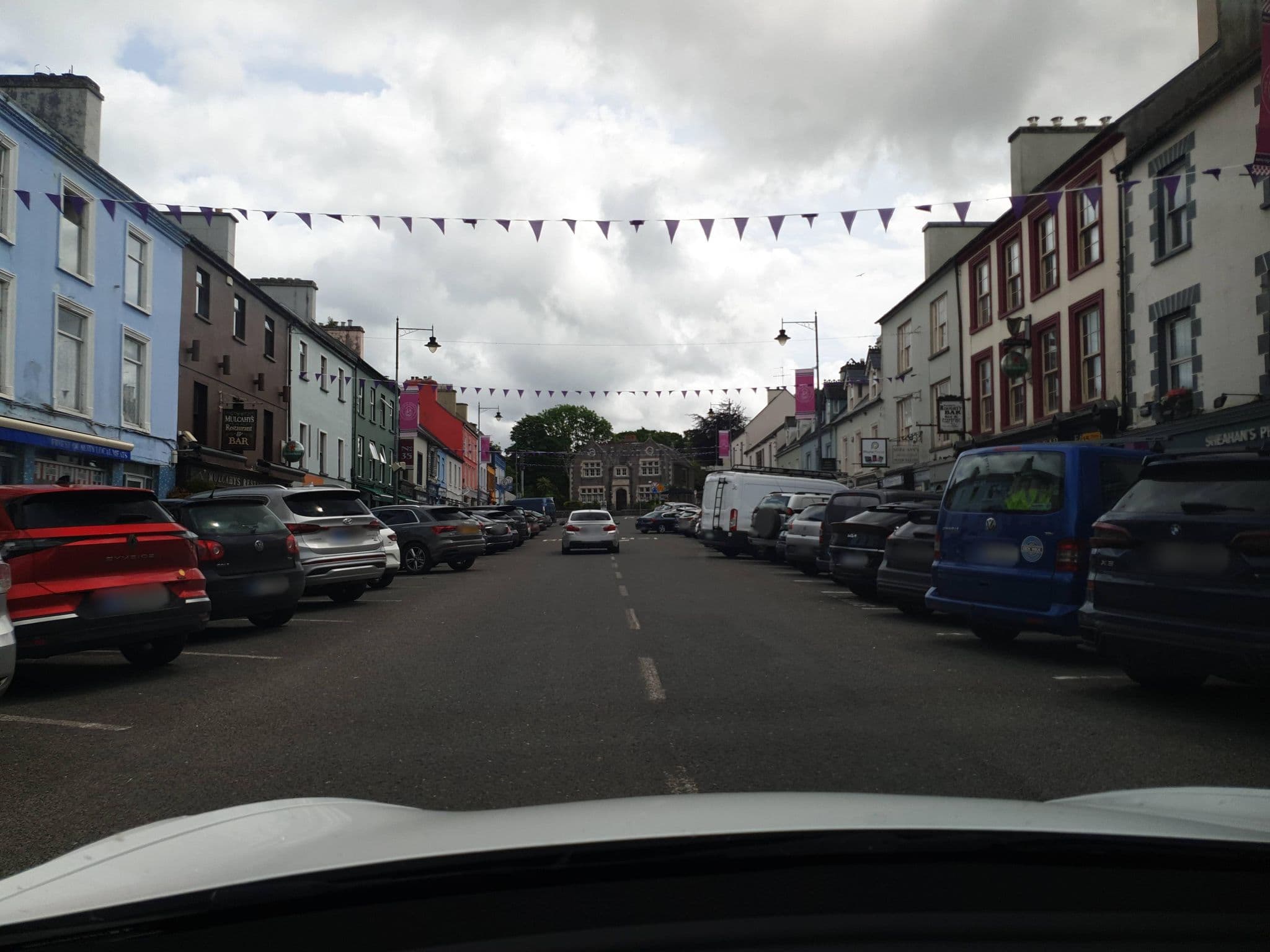 Street view near House 15, Kenmare — © yannakis (CC BY-SA · Mapillary)