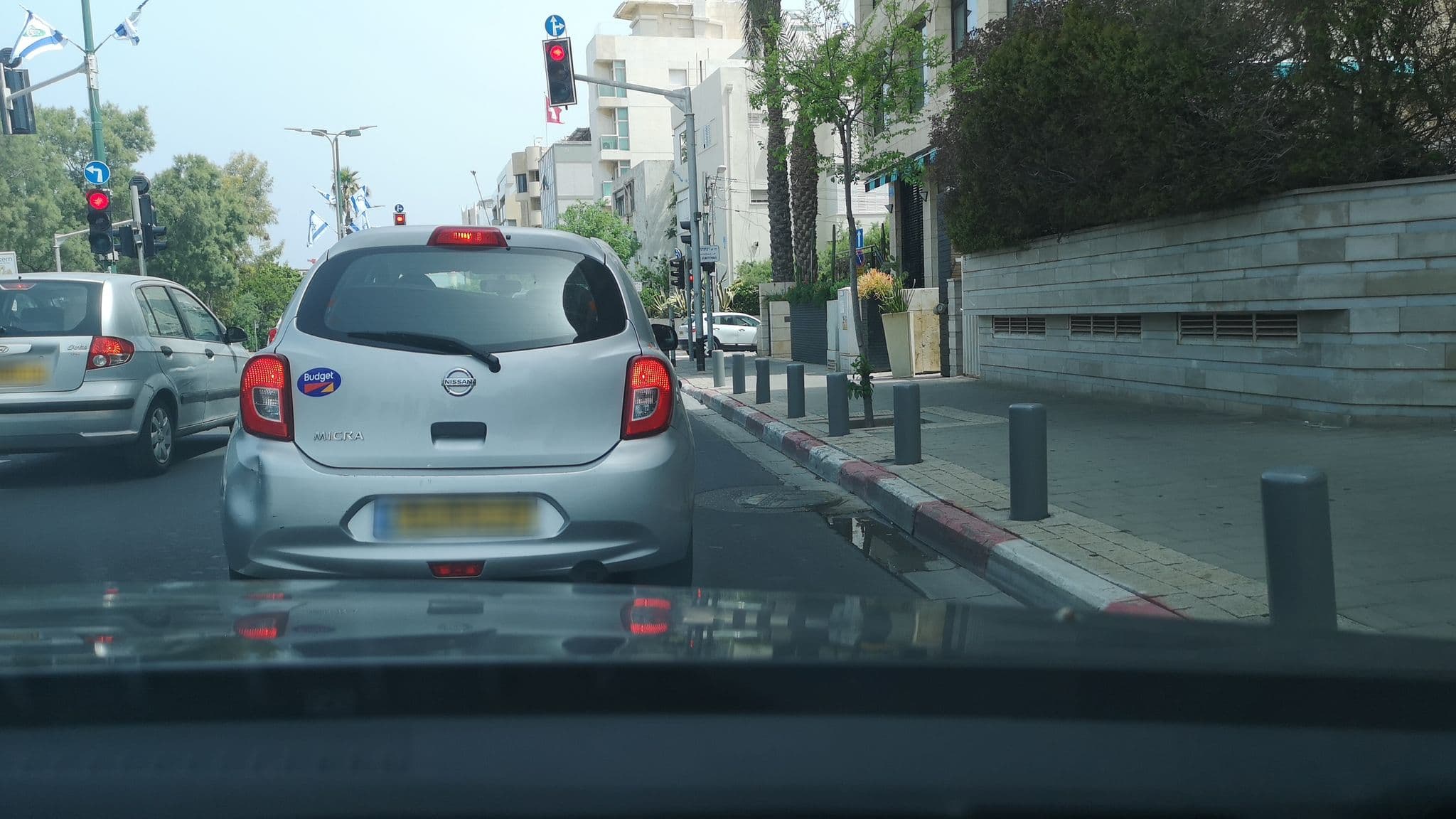Street view near Melody Hotel, Tel Aviv — © ran2010 (CC BY-SA · Mapillary)