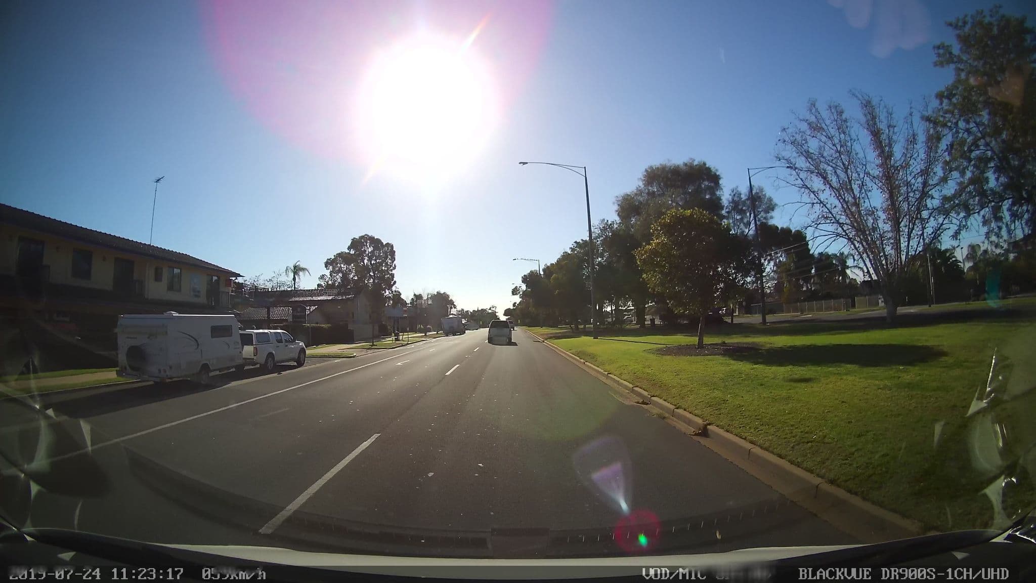 Street view near Boulevard Motor Inn, Mildura — © bob3bob3 (CC BY-SA · Mapillary)