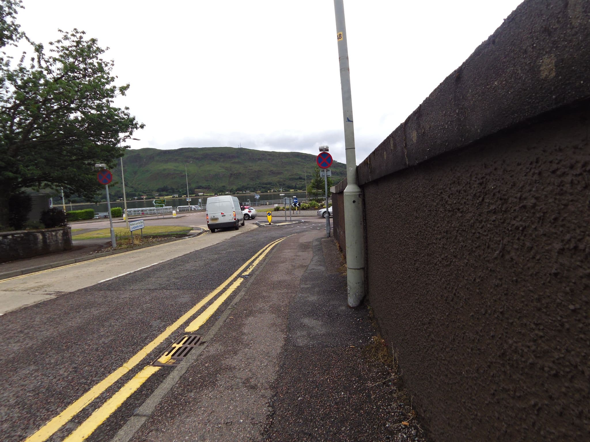 Street view near West End Hotel, Fort William