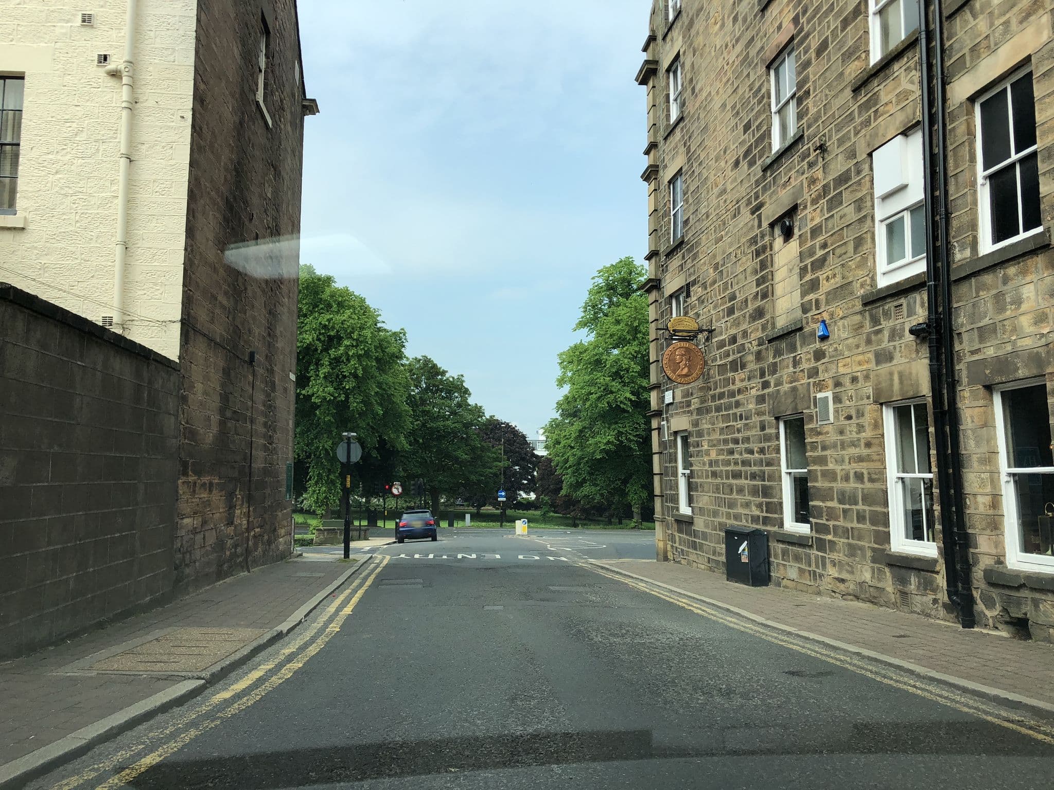 Street view near Hotel du Vin, Harrogate — © locator (CC BY-SA · Mapillary)
