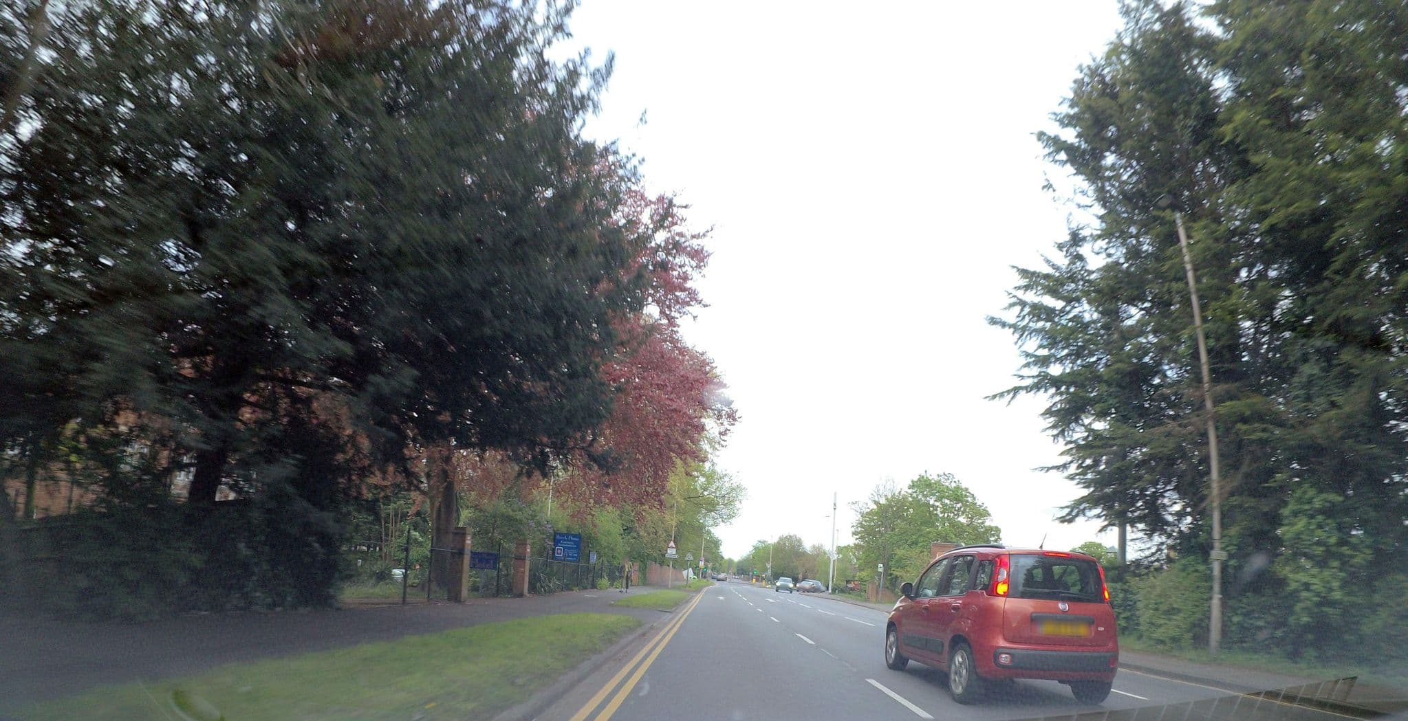 Street view near Beech House, Reading — © 4004 (CC BY-SA · Mapillary)