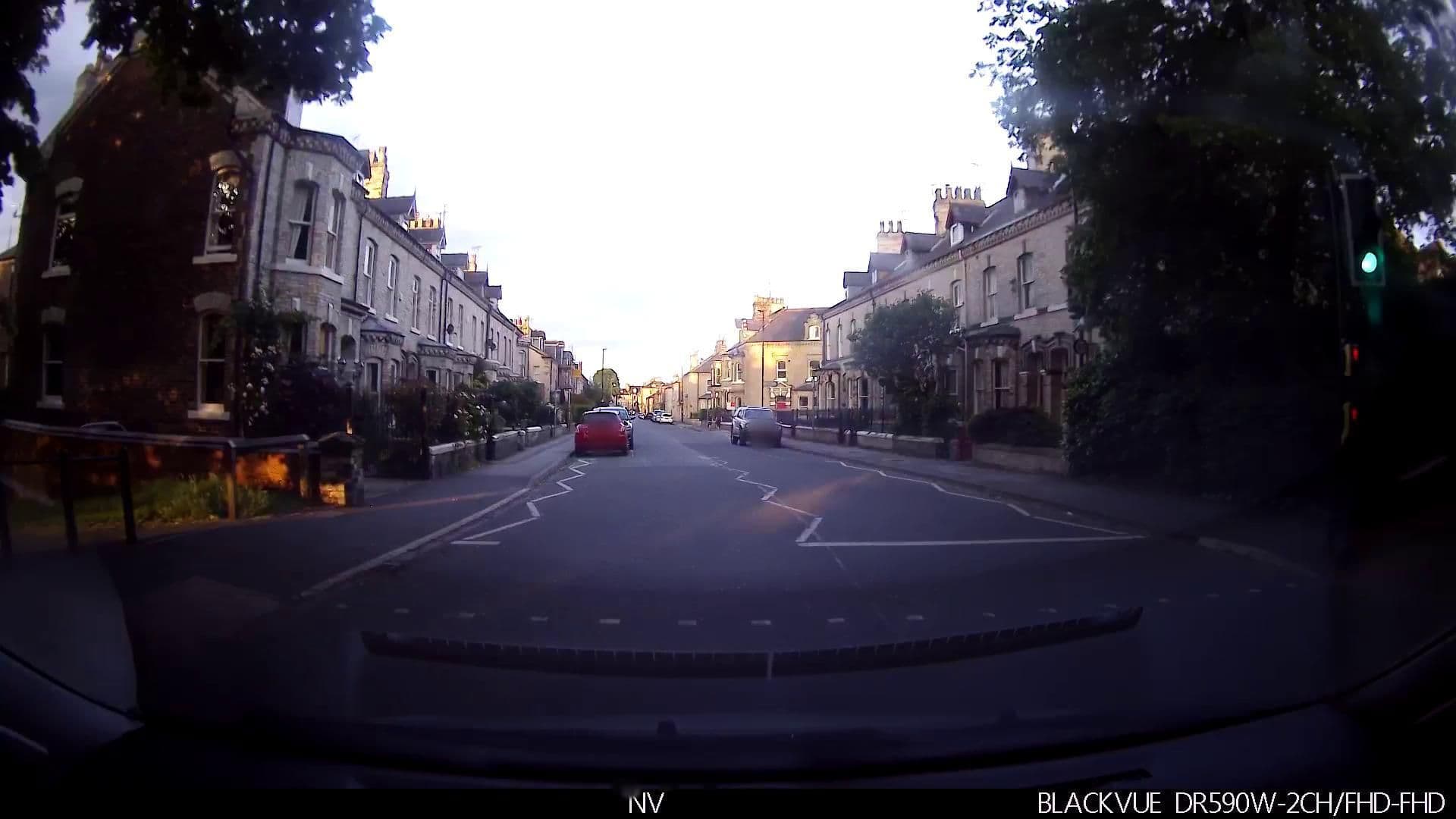Street view near Linden Lodge, York — © lamaar639 (CC BY-SA · Mapillary)
