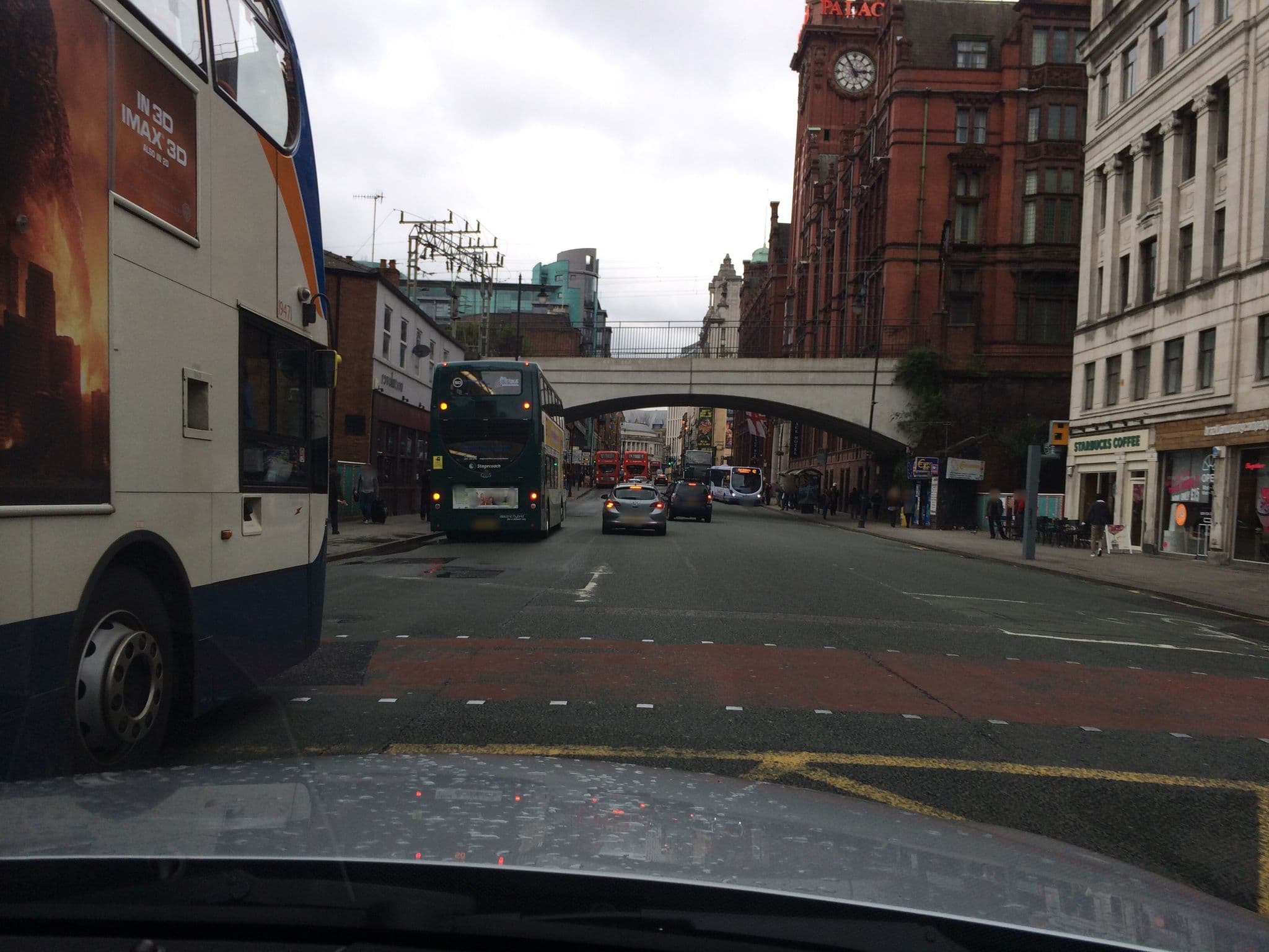 Street view near Holiday Inn Express, Manchester — © julianlb (CC BY-SA · Mapillary)