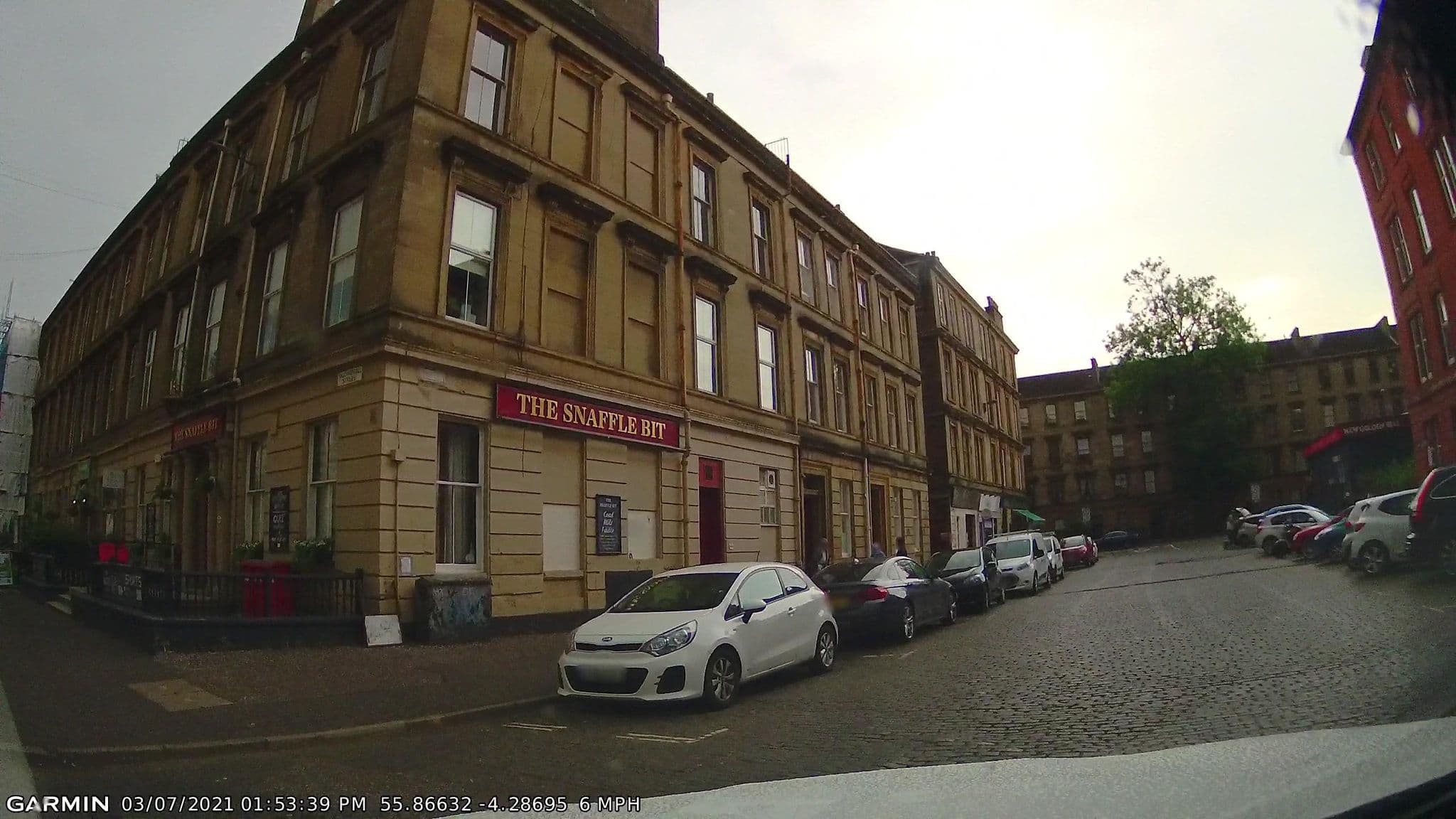 Street view near Argyll Hotel, Glasgow — © gmc (CC BY-SA · Mapillary)