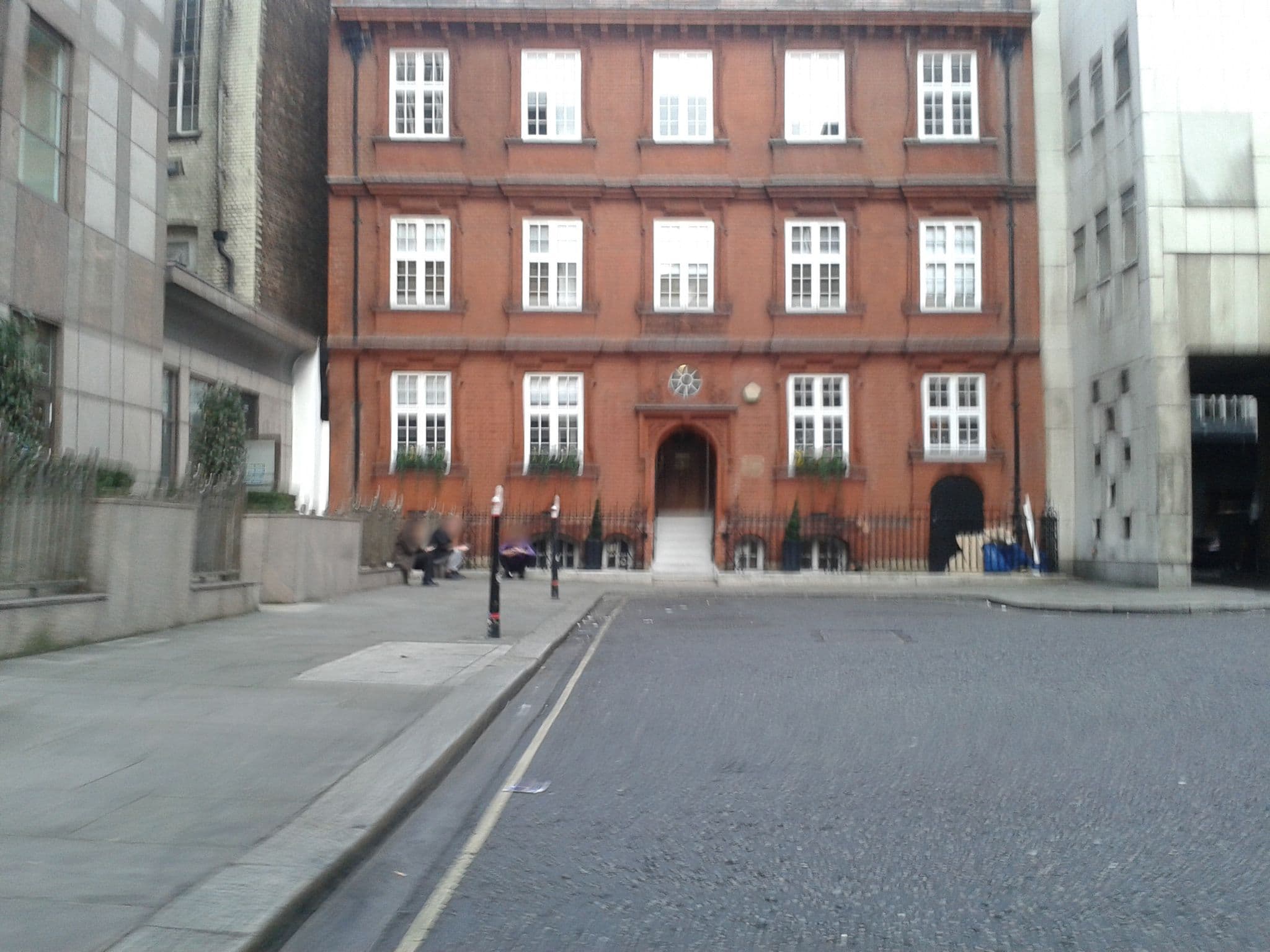 Street view near Premier Inn, City of London — © cyclestreets (CC BY-SA · Mapillary)