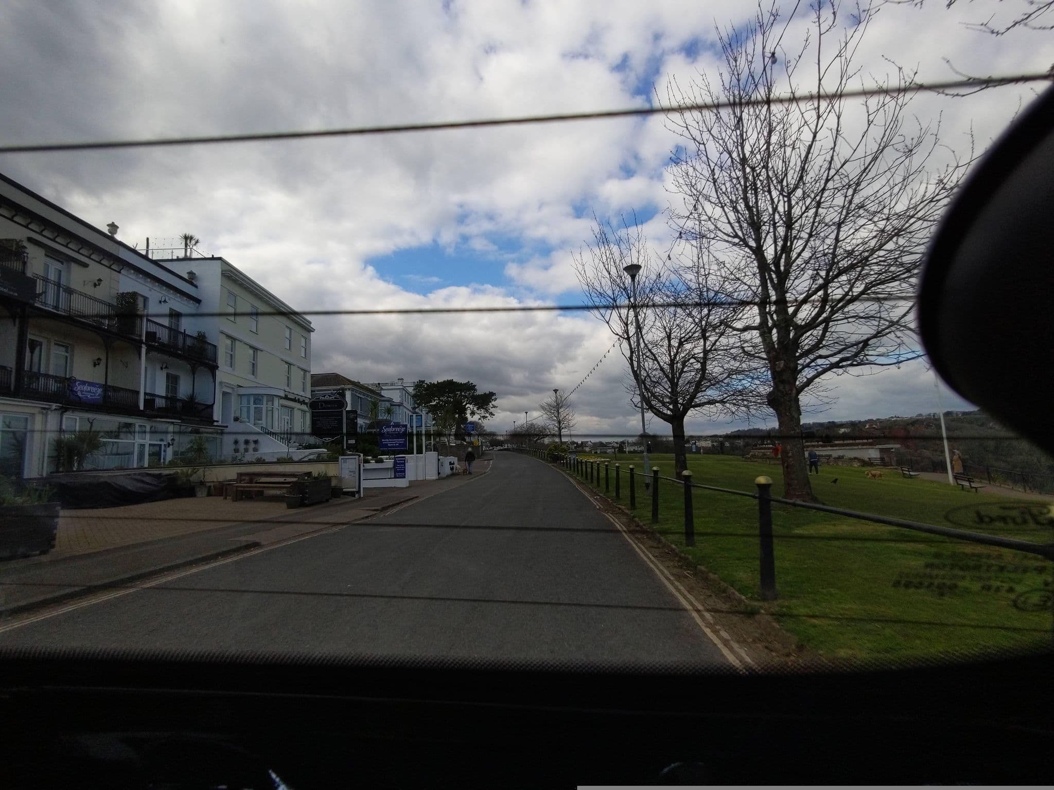 Street view near Seabreeze, Torquay — © WaggyDog (CC BY-SA · Mapillary)